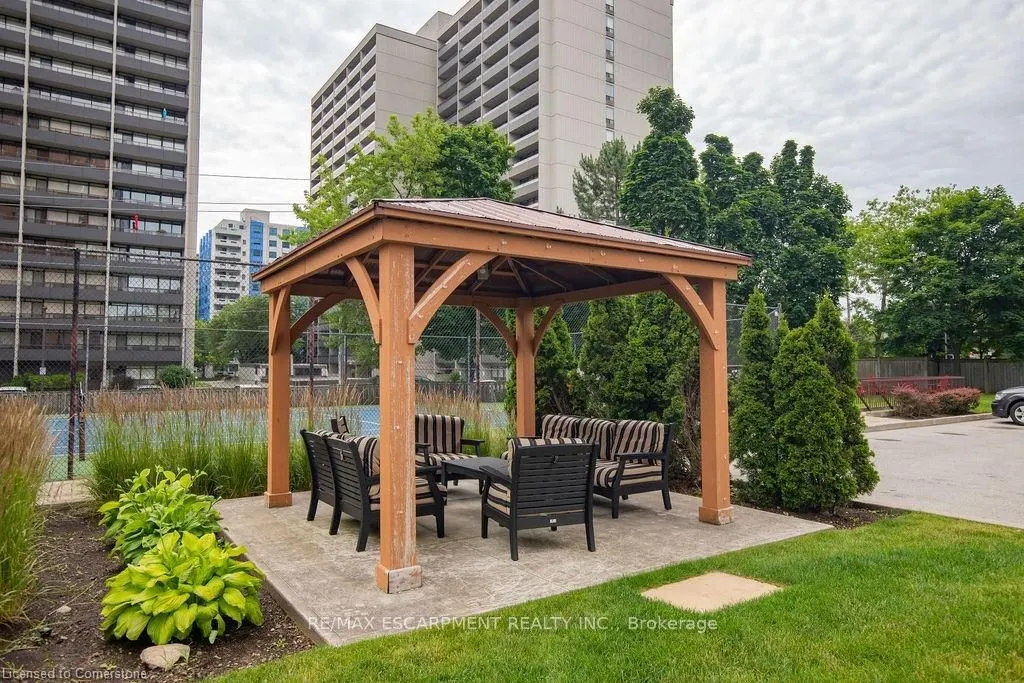 1270 Maple Crossing Boulevard, #306
