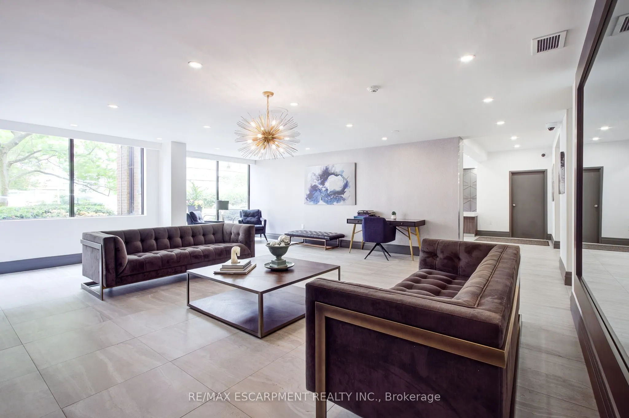 1270 Maple Crossing Boulevard, #306