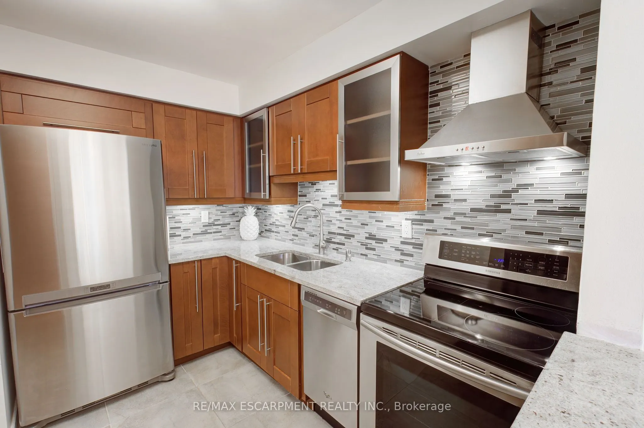 1270 Maple Crossing Boulevard, #306