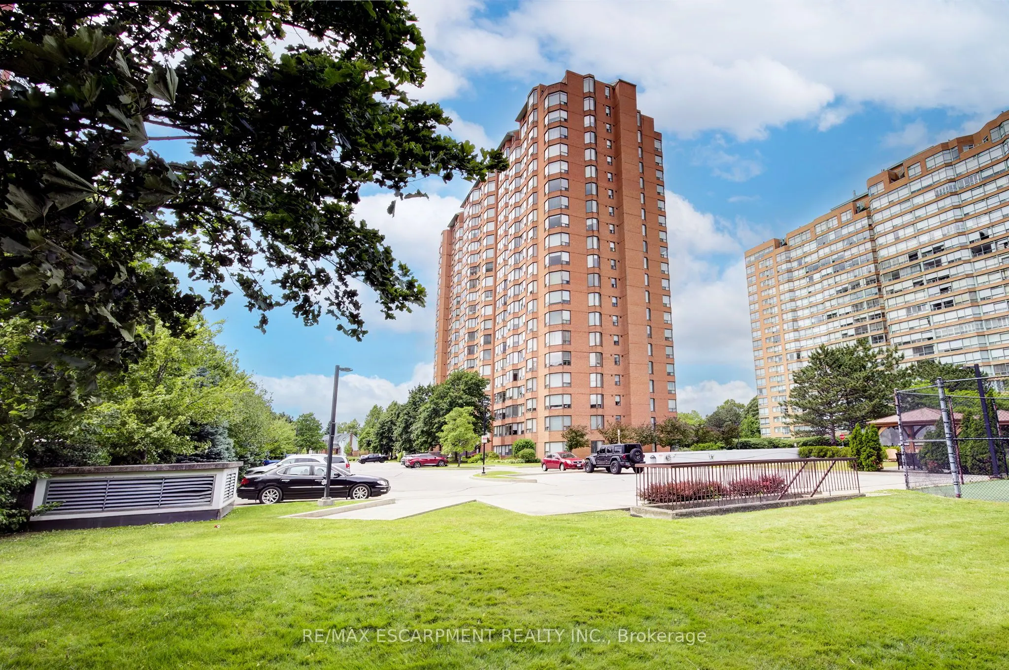 1270 Maple Crossing Boulevard, #306