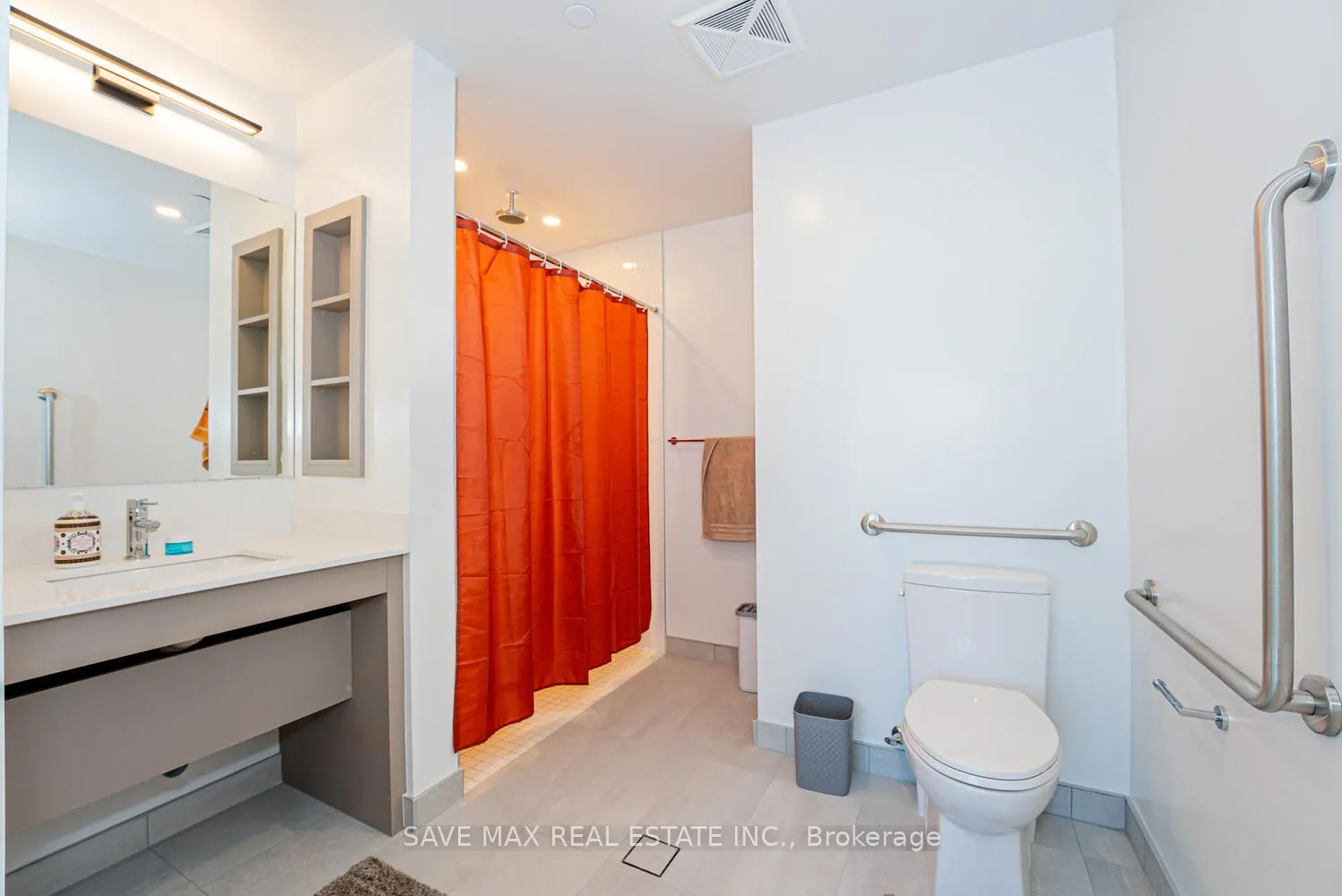 2485 Eglinton Avenue W, #402