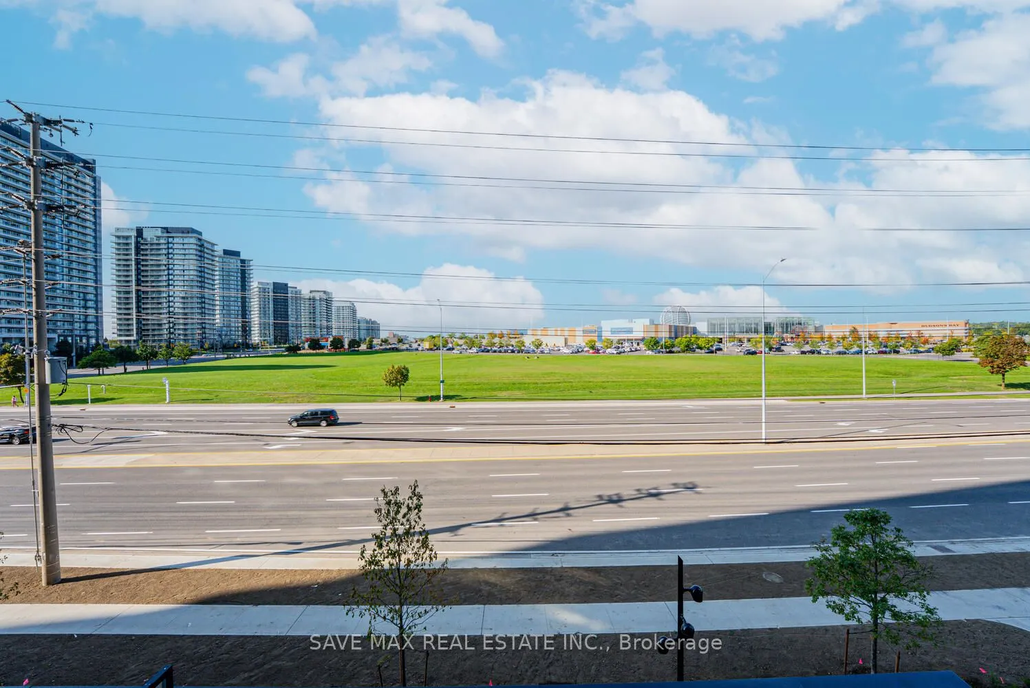 2485 Eglinton Avenue W, #402
