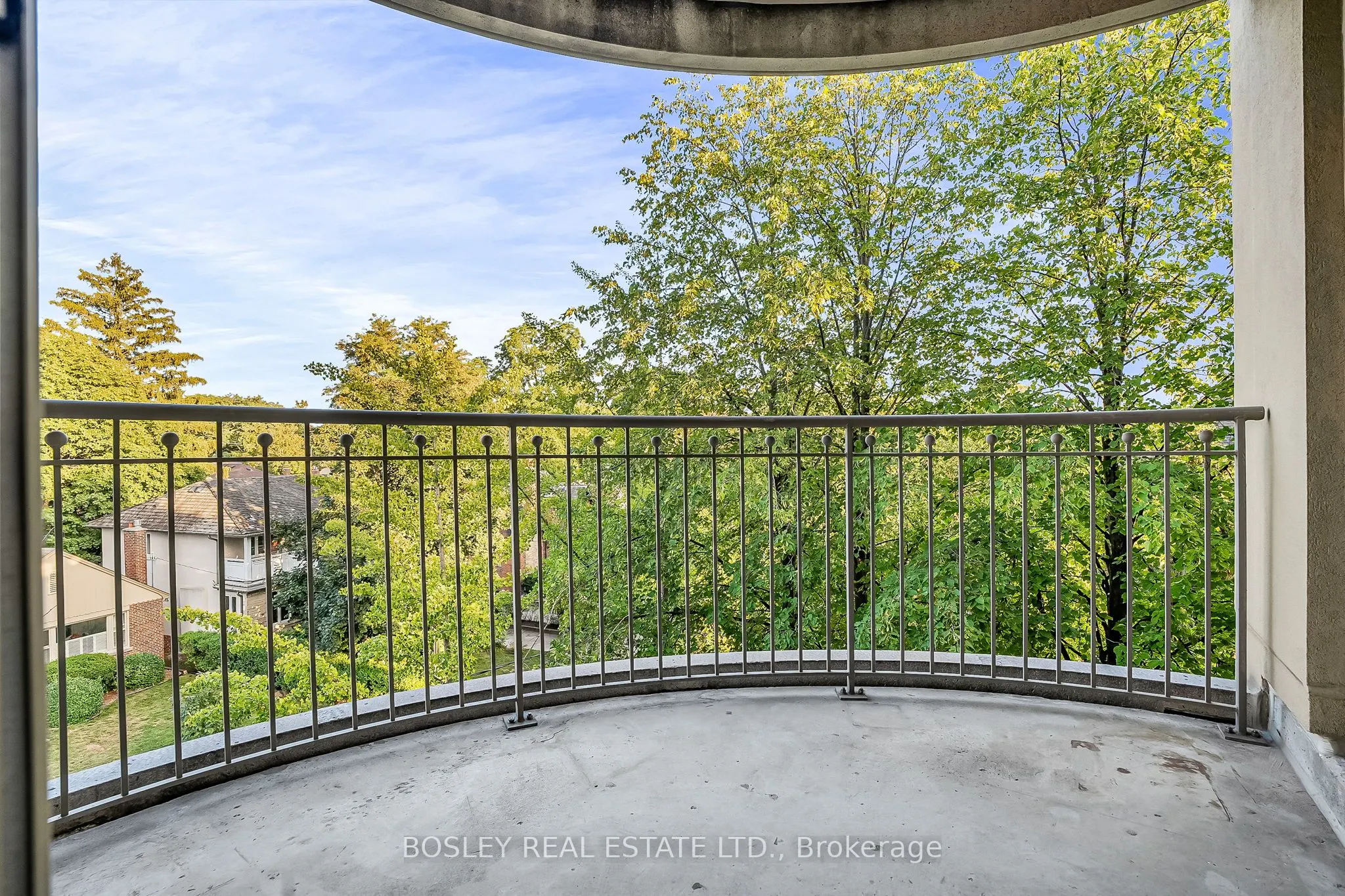 3085 Bloor Street W, #415