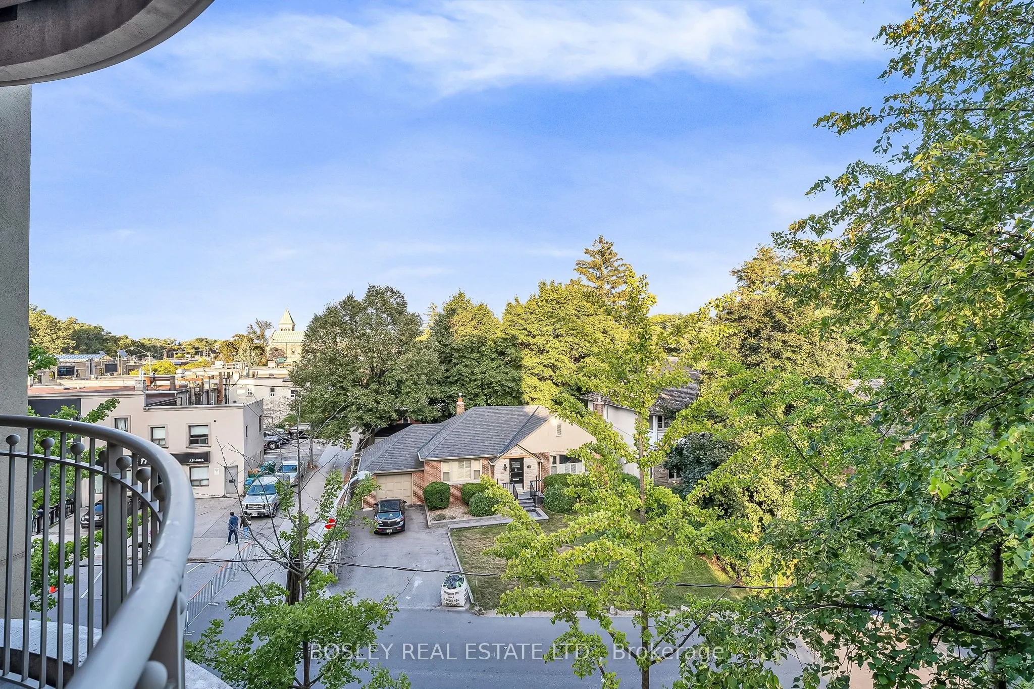 3085 Bloor Street W, #415