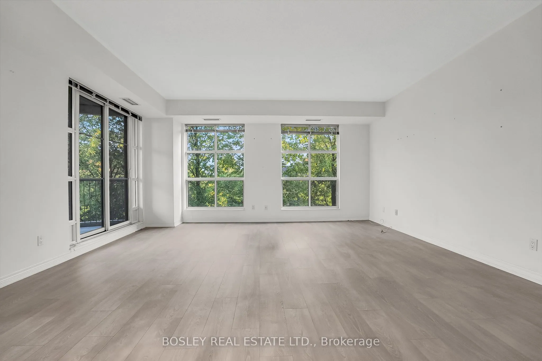 3085 Bloor Street W, #415