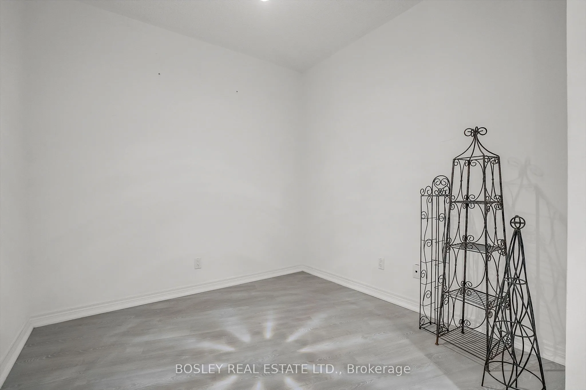 3085 Bloor Street W, #415