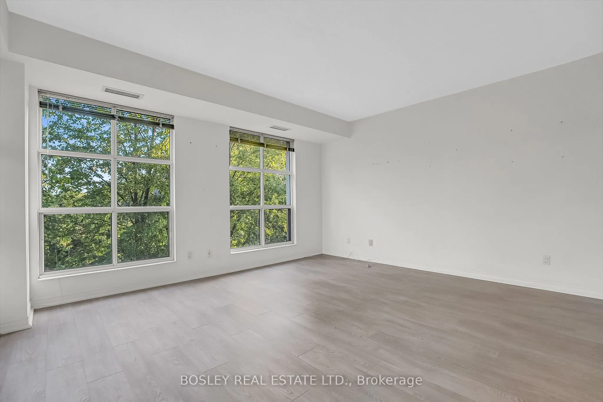 3085 Bloor Street W, #415