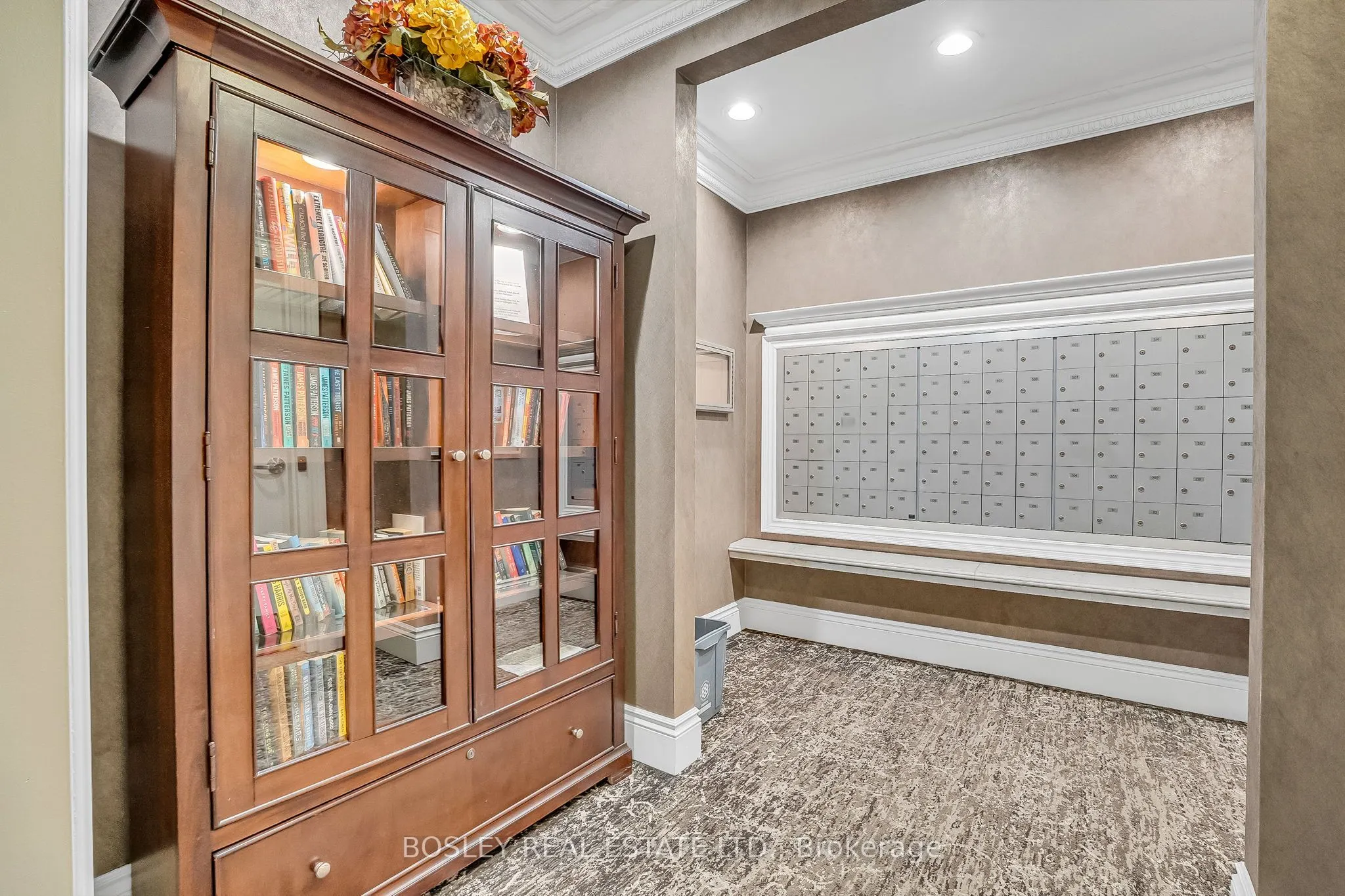 3085 Bloor Street W, #415