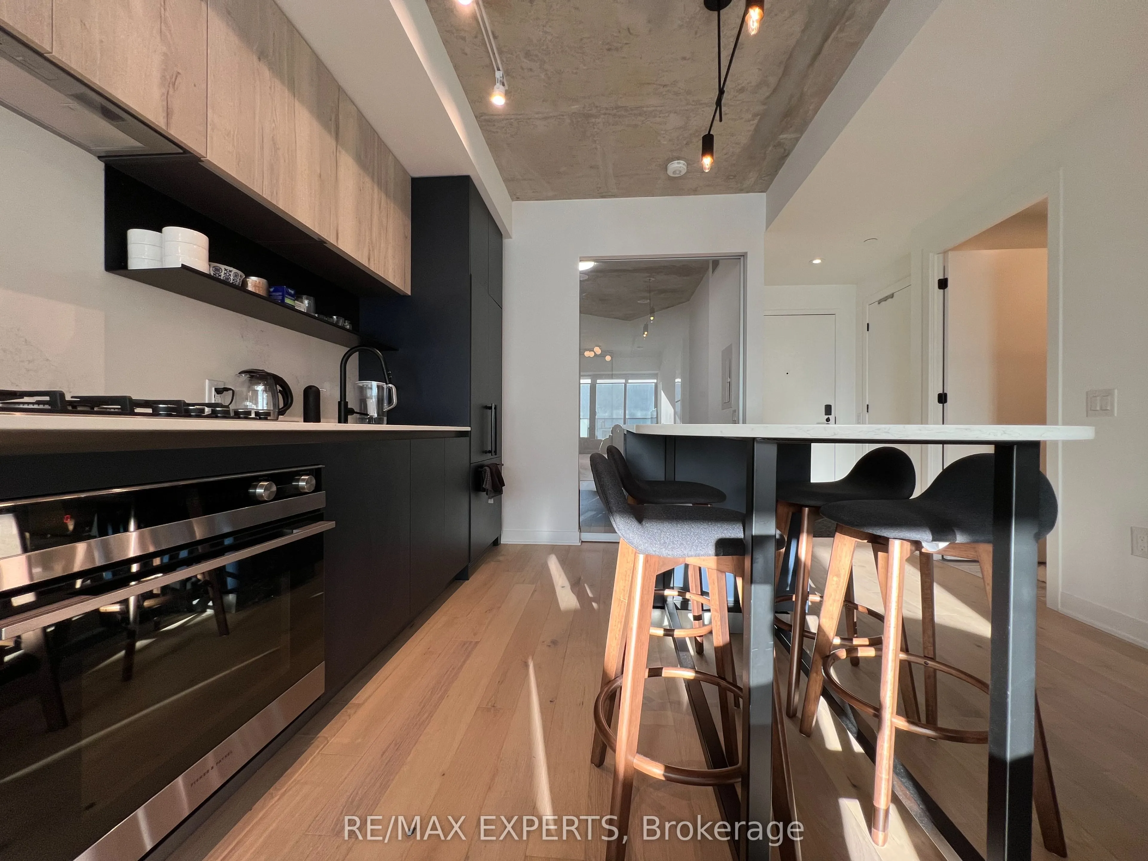 2625 Dundas Street W, #302 (Furnished)
