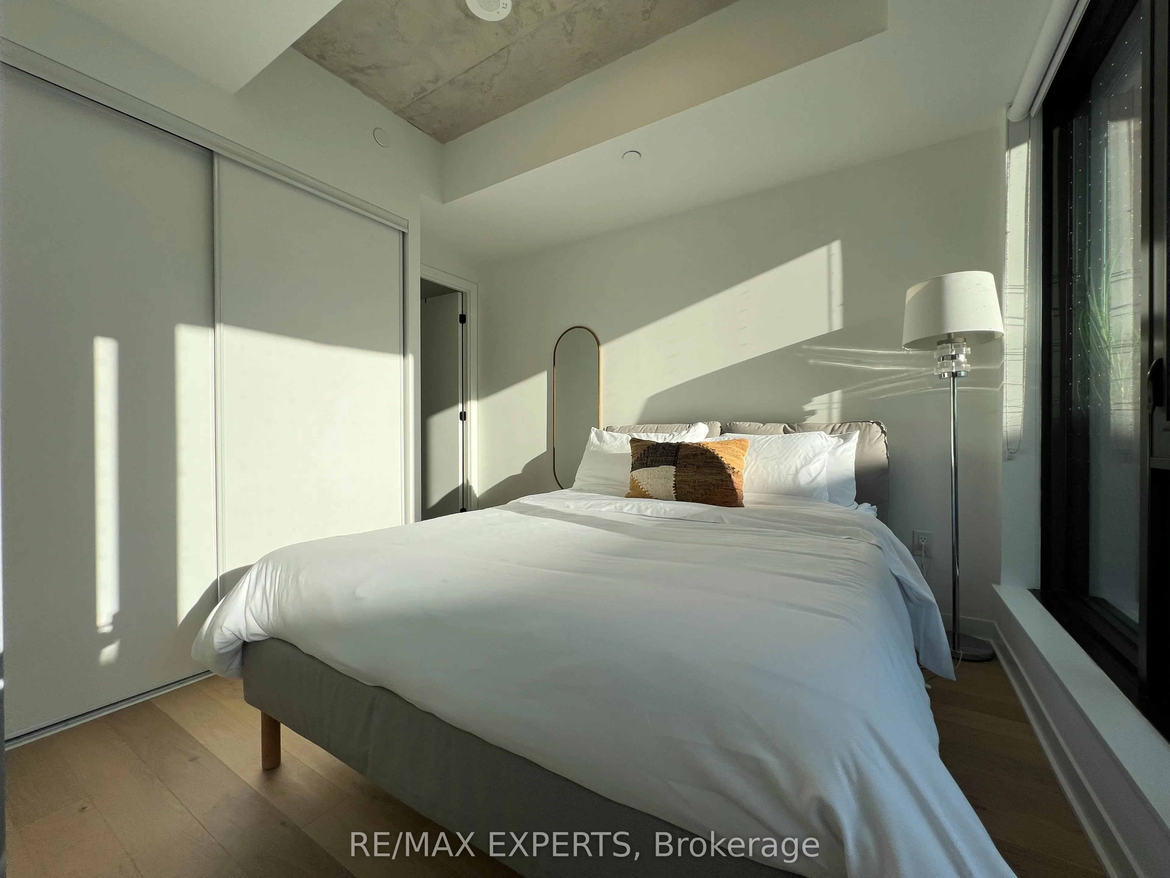 2625 Dundas Street W, #302 (Furnished)
