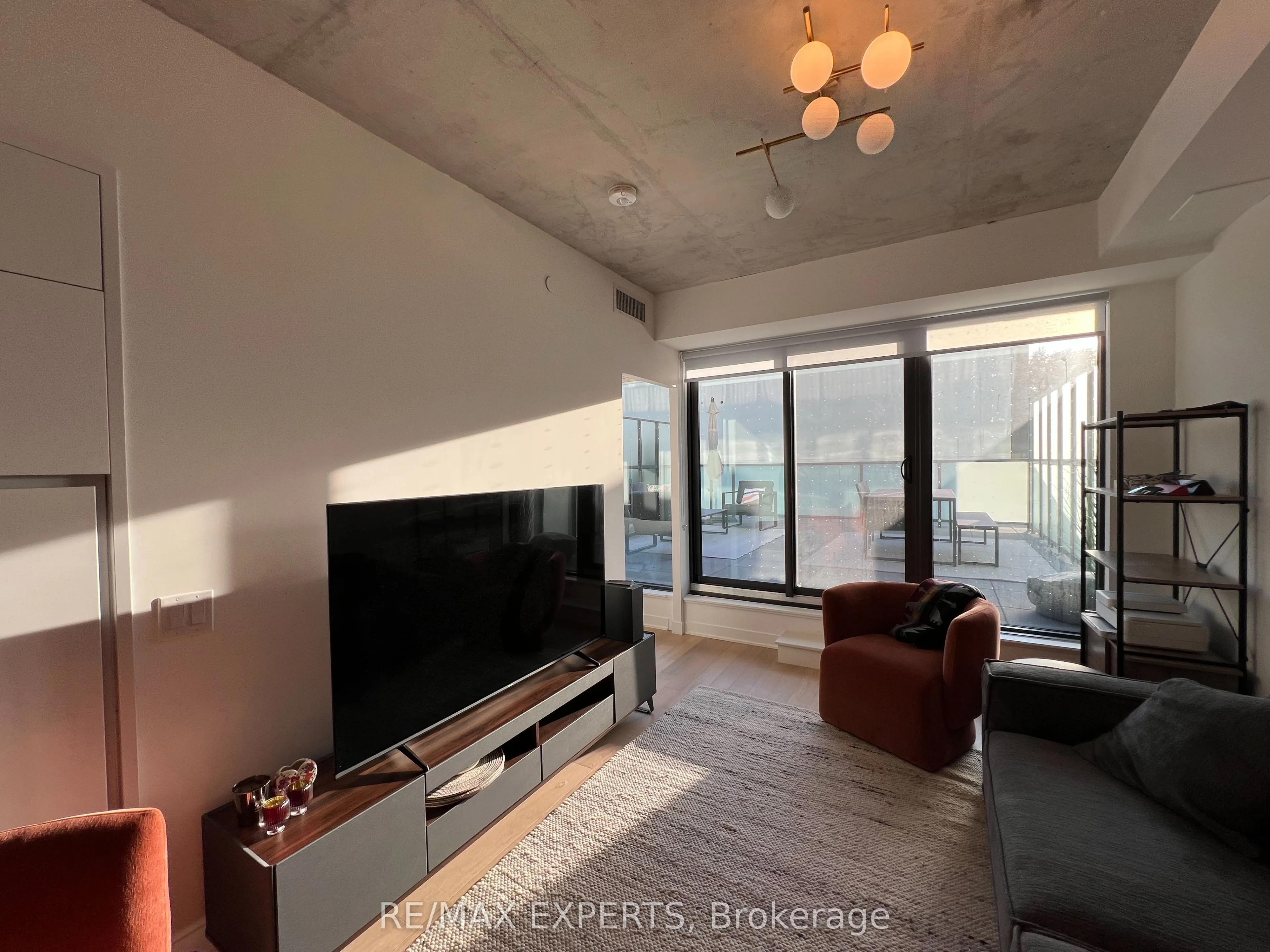 2625 Dundas Street W, #302 (Furnished)