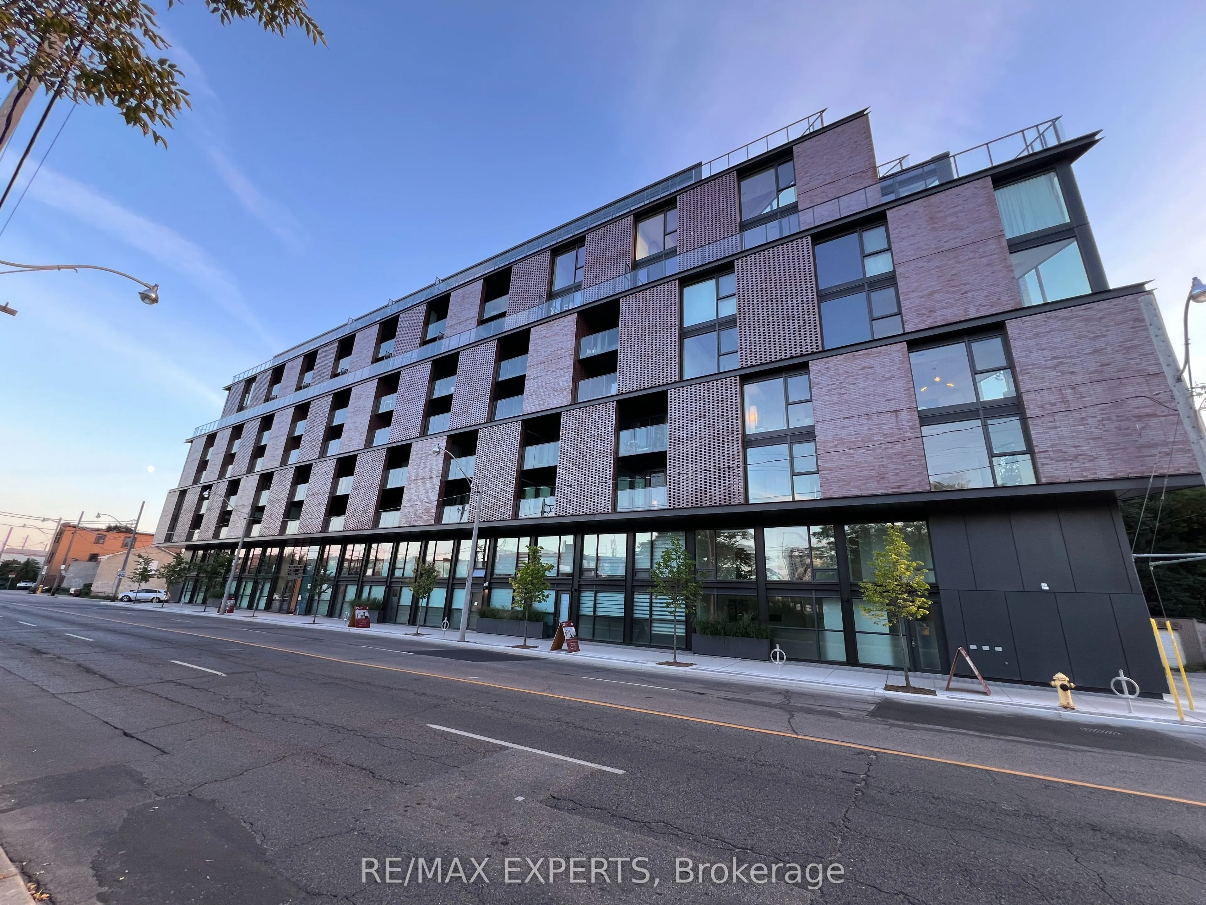 2625 Dundas Street W, #302 (Furnished)