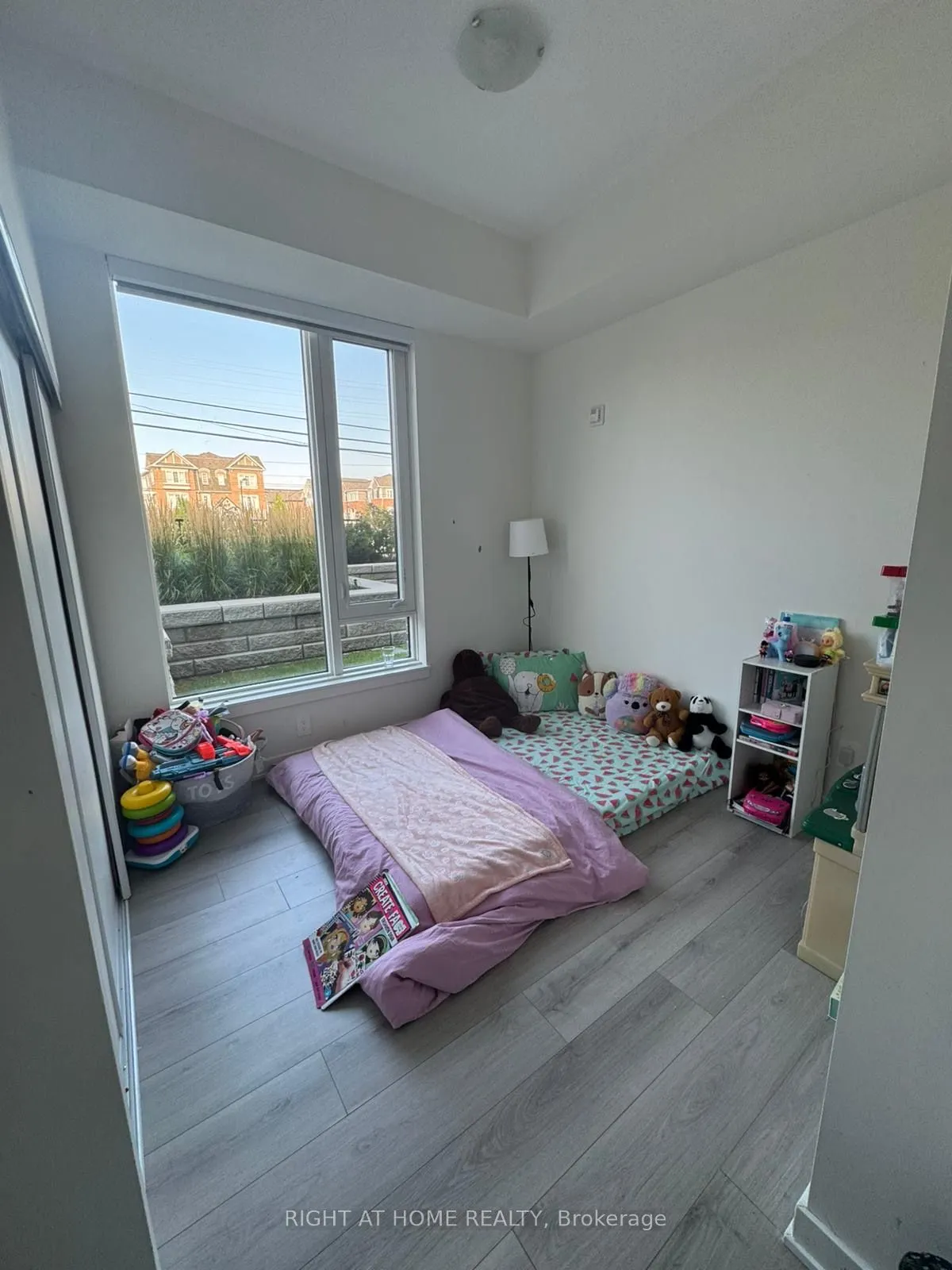 1440 Clarriage Court E, #109
