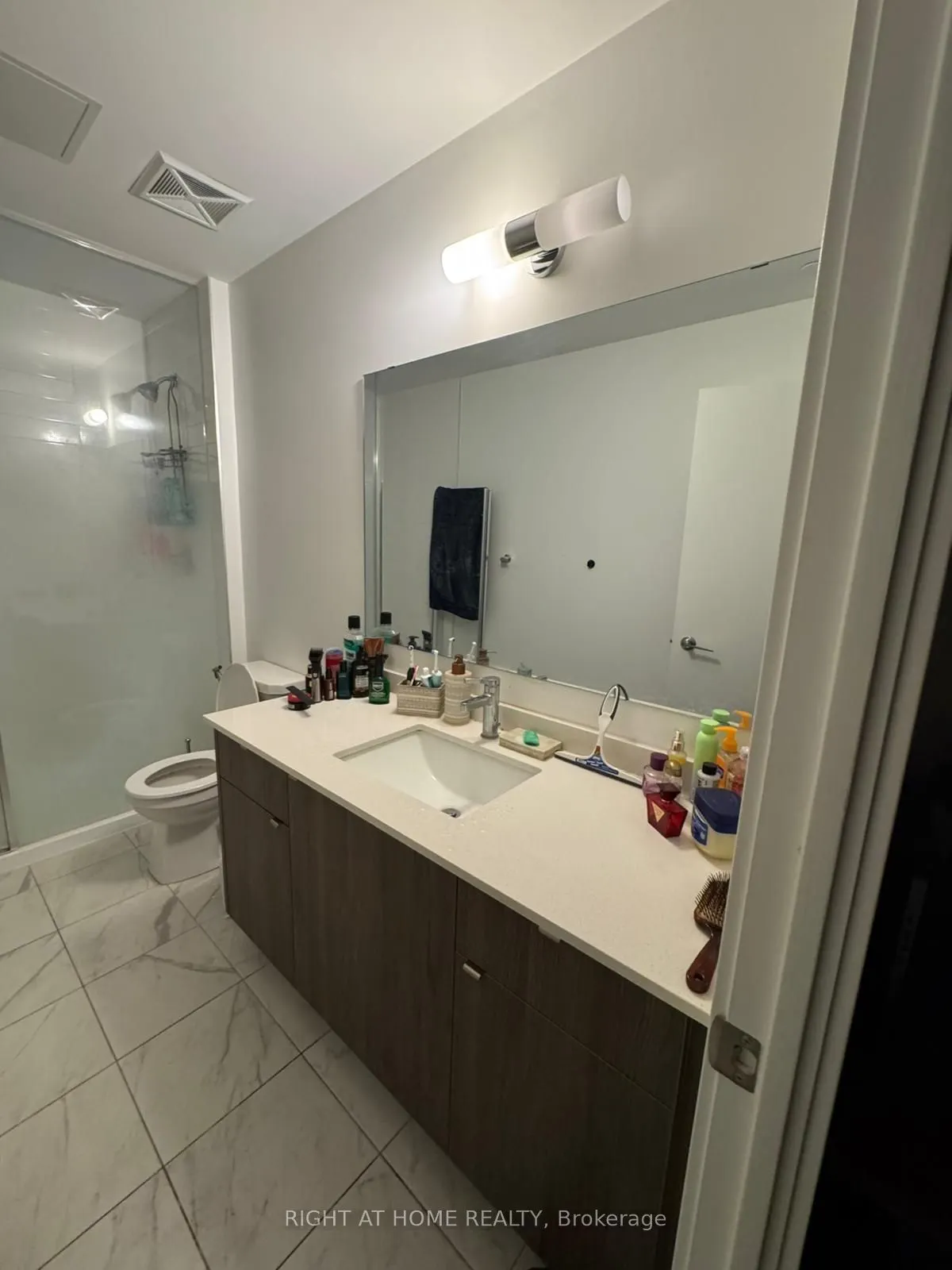 1440 Clarriage Court E, #109