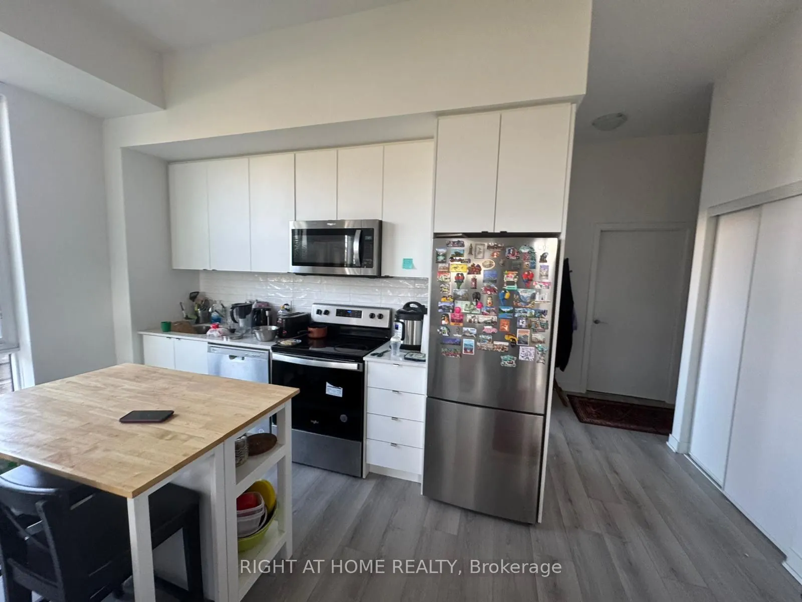 1440 Clarriage Court E, #109