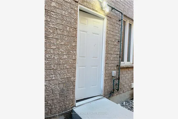 21 Sir Jacobs Crescent