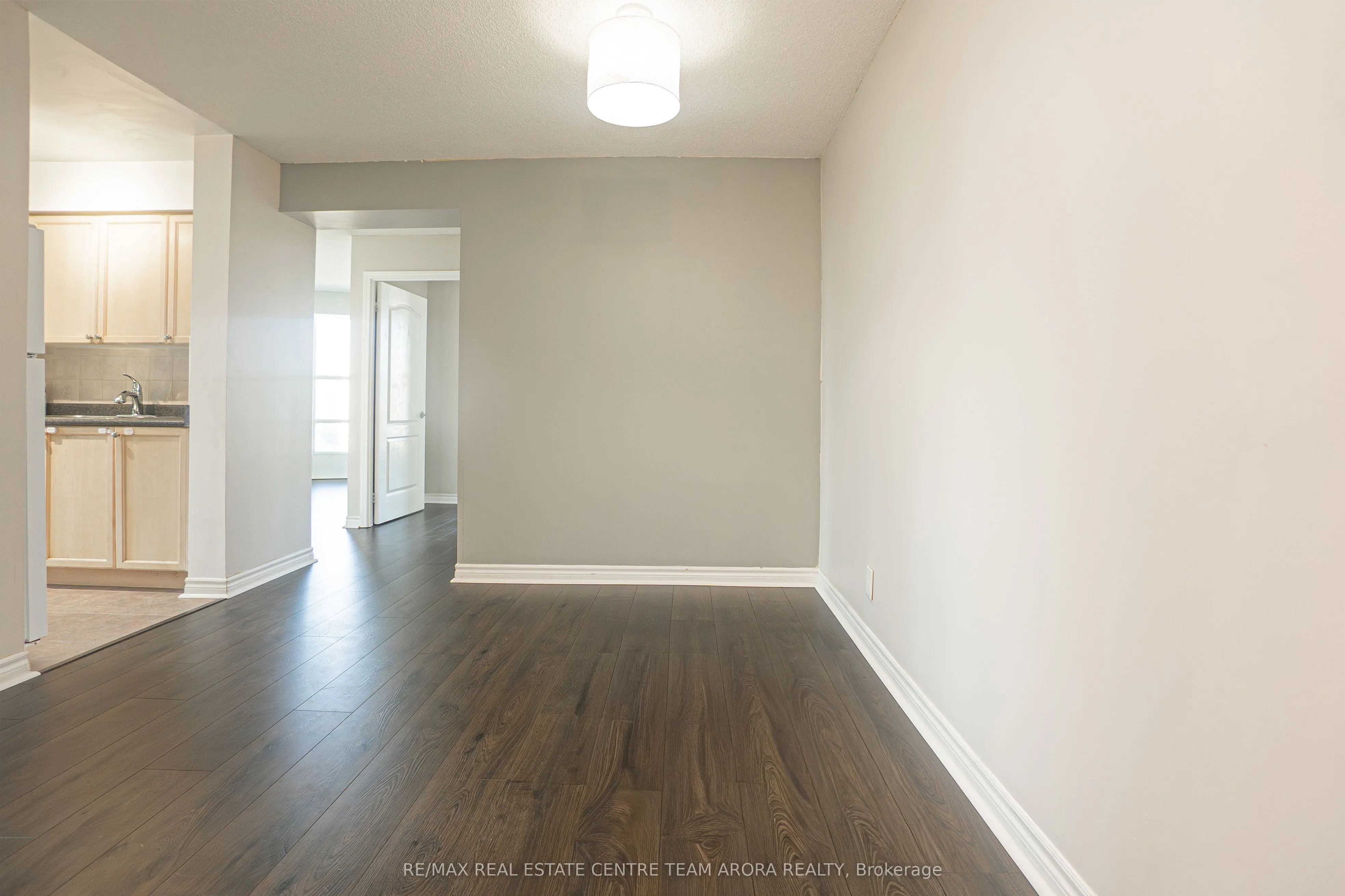 33 Elm Drive, #1109