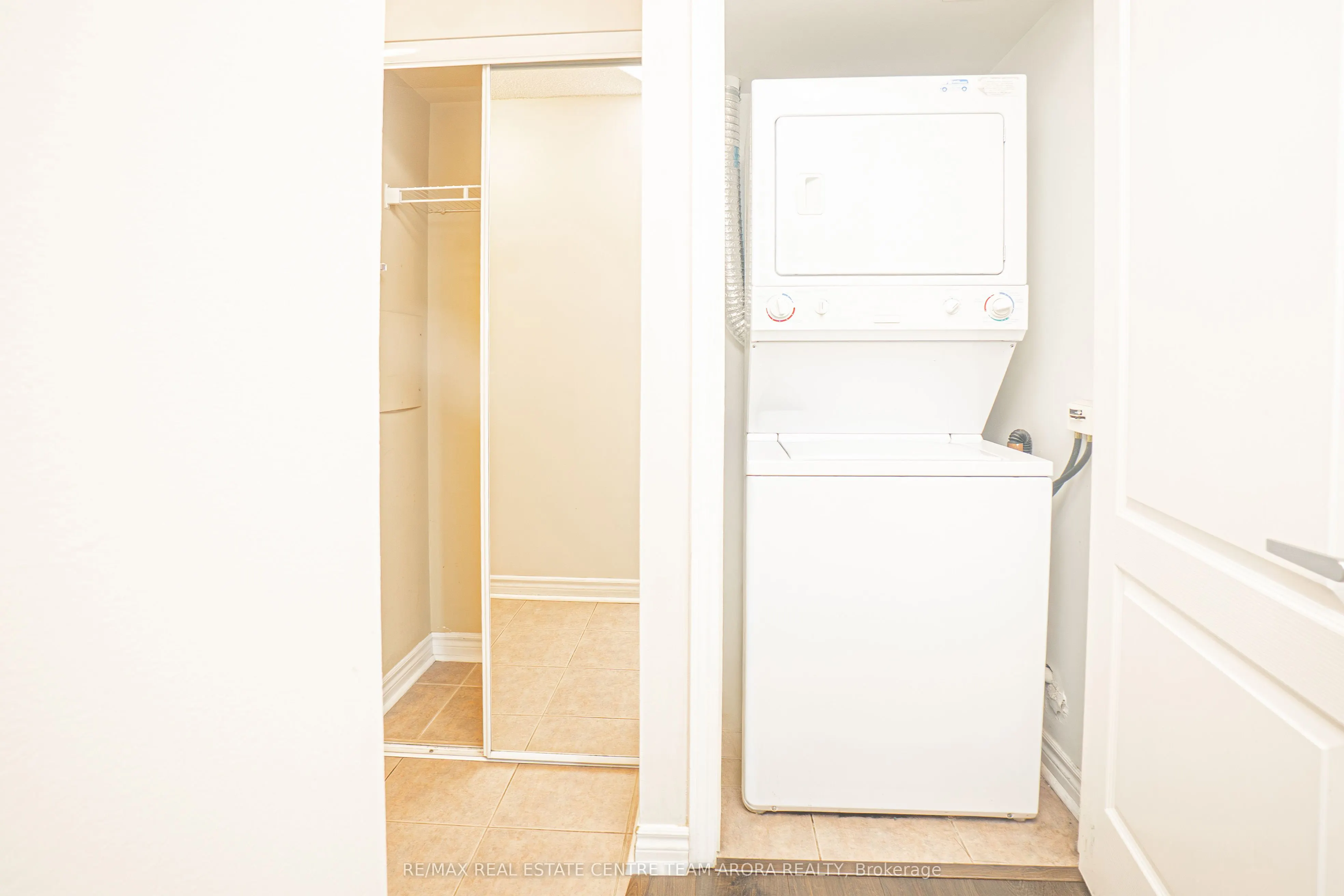 33 Elm Drive, #1109