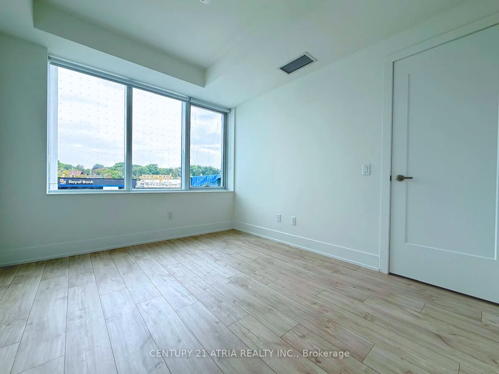 259 The Kingsway, #213