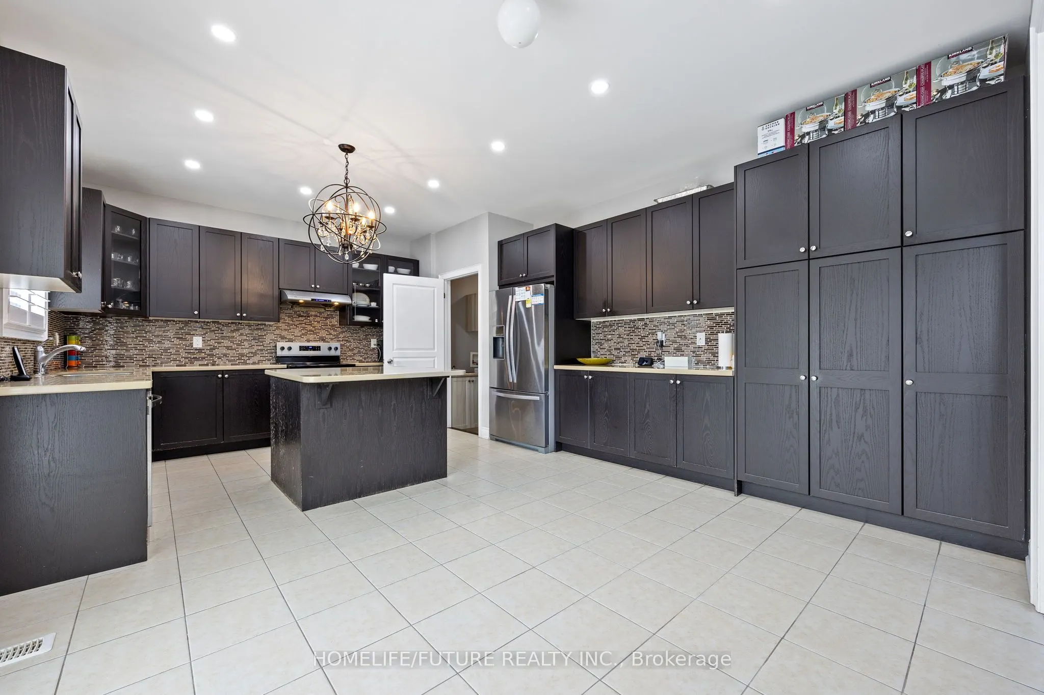 83 George Robinson Drive
