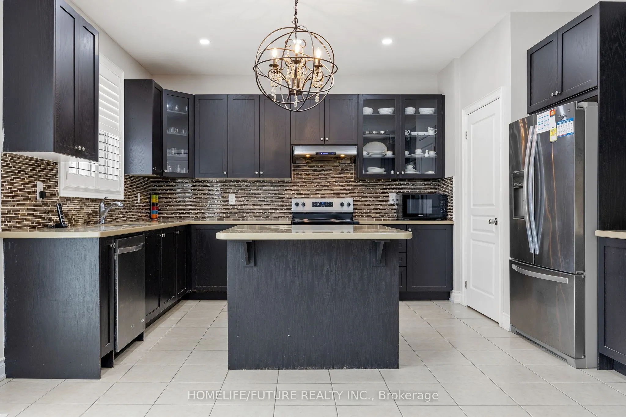 83 George Robinson Drive