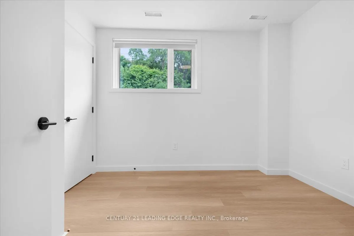 10 Summit Avenue, #1