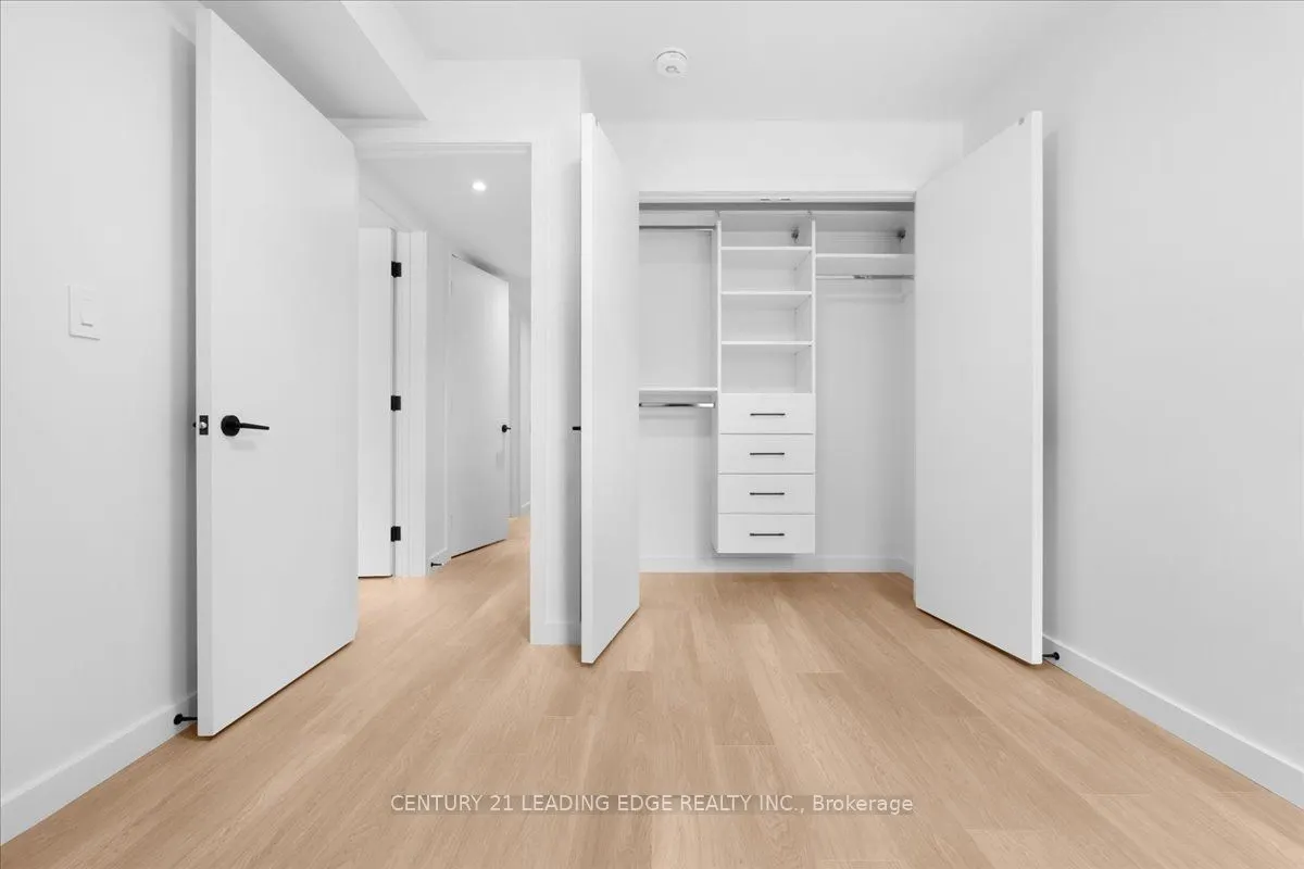10 Summit Avenue, #1