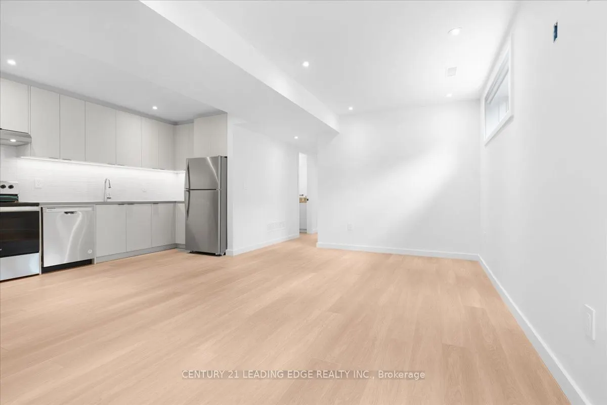 10 Summit Avenue, #1