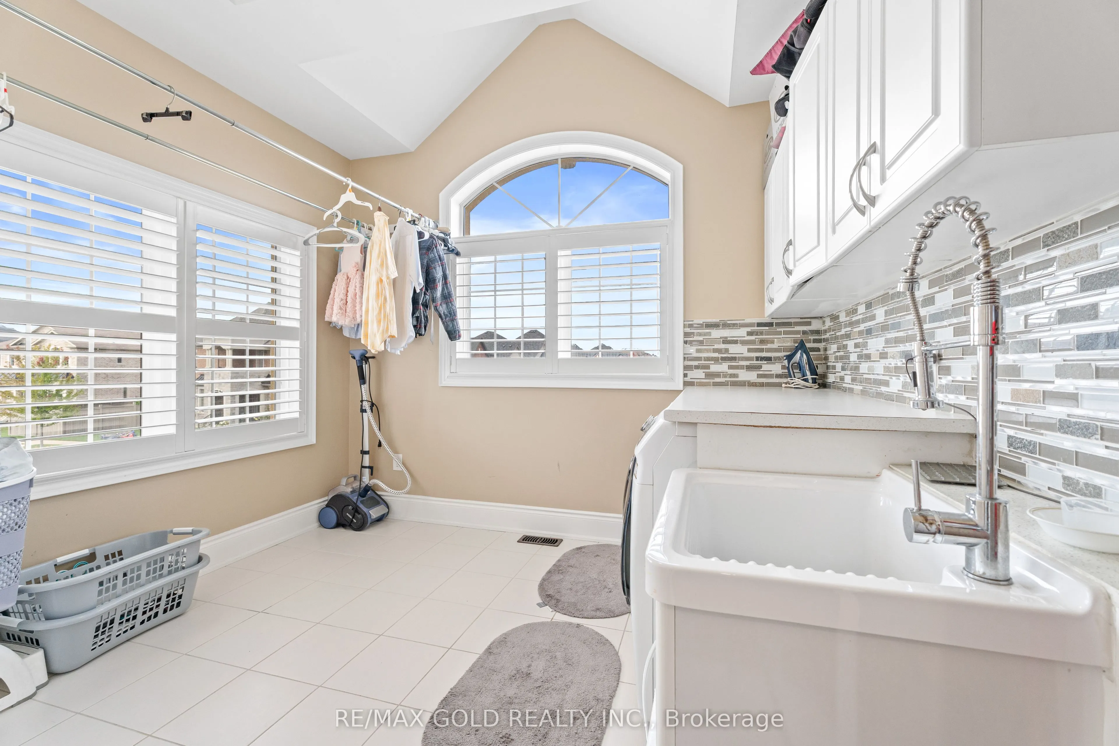 19 Martin Byrne Drive