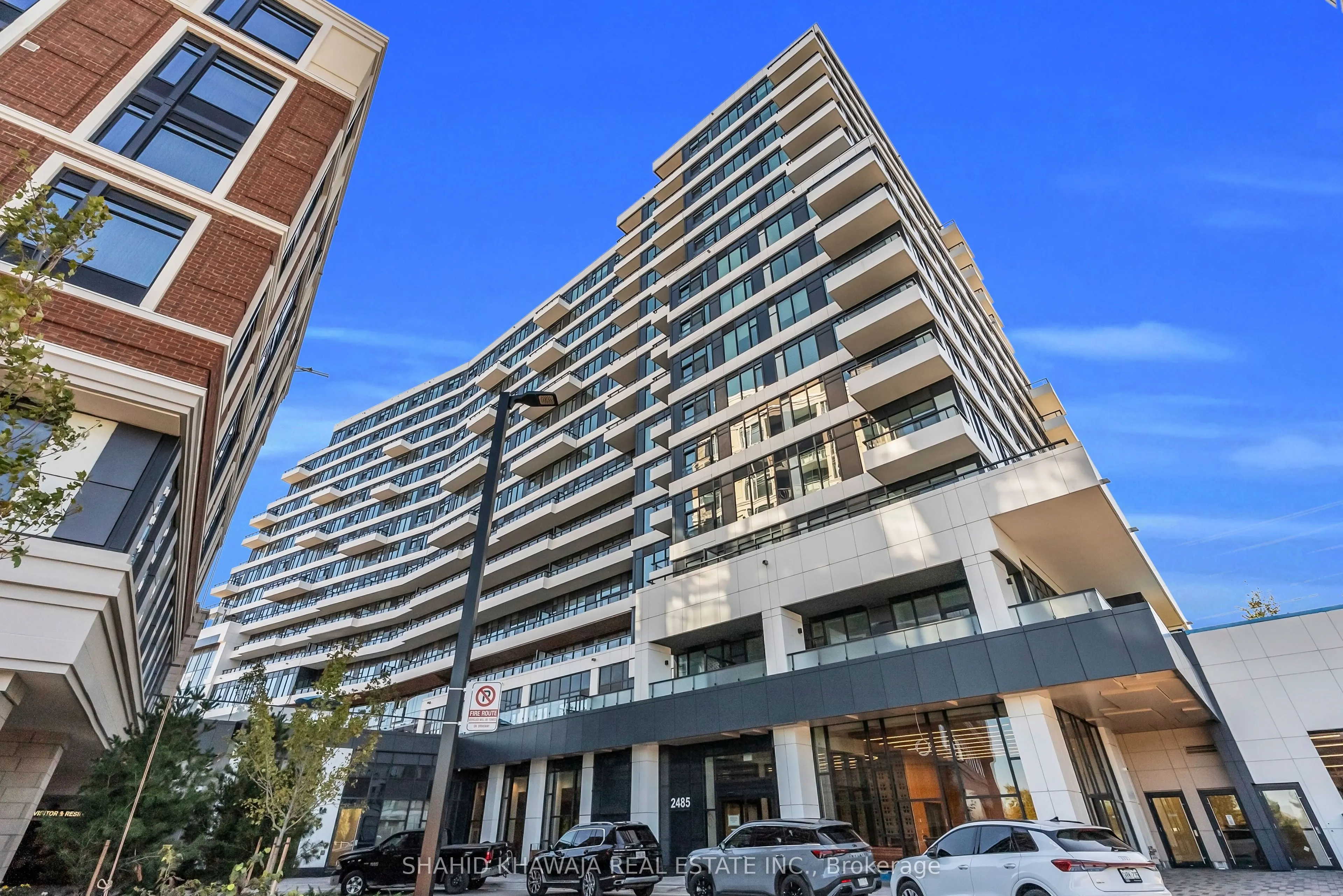 2485 Eglinton Ave Avenue W, #1415