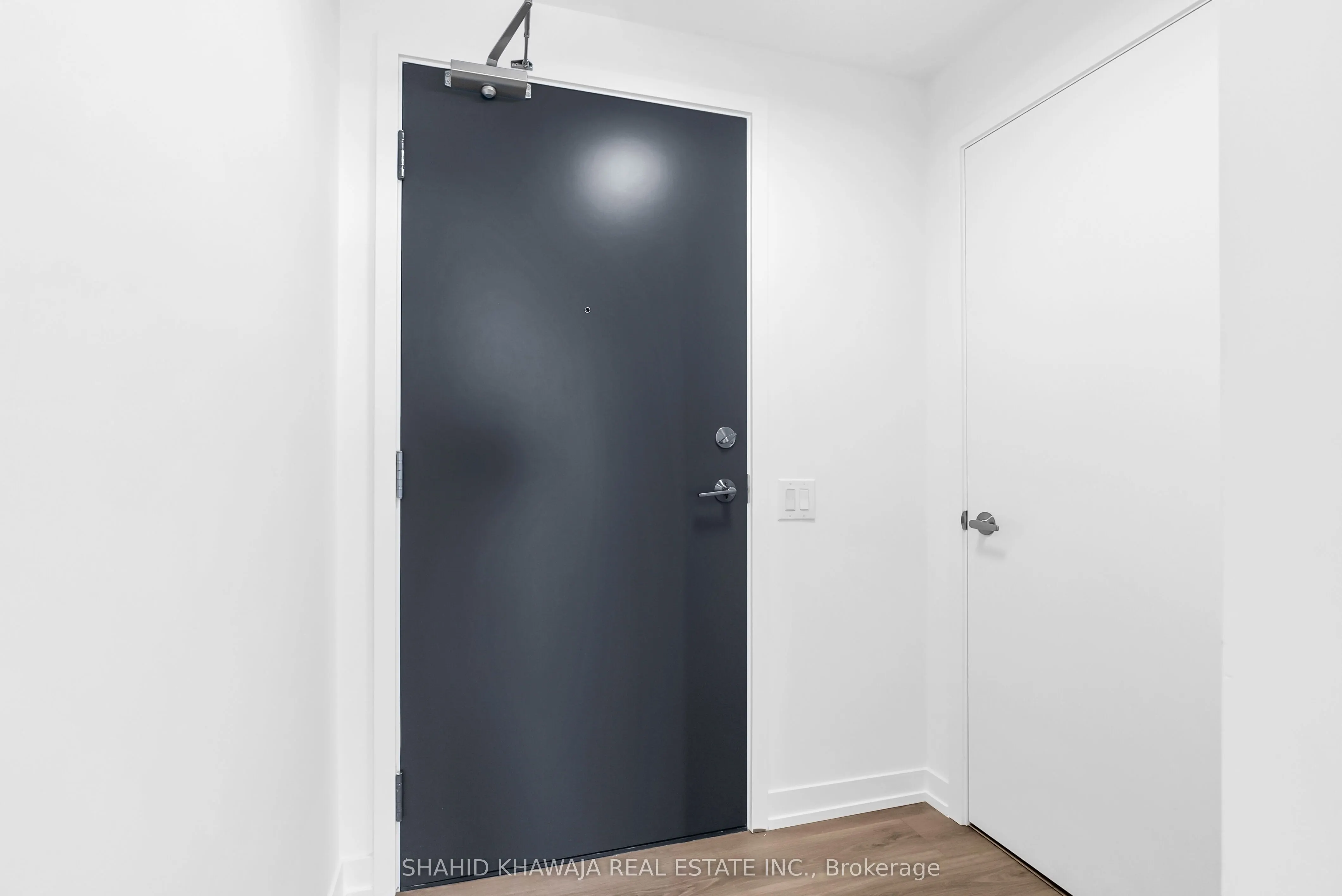 2485 Eglinton Ave Avenue W, #1415