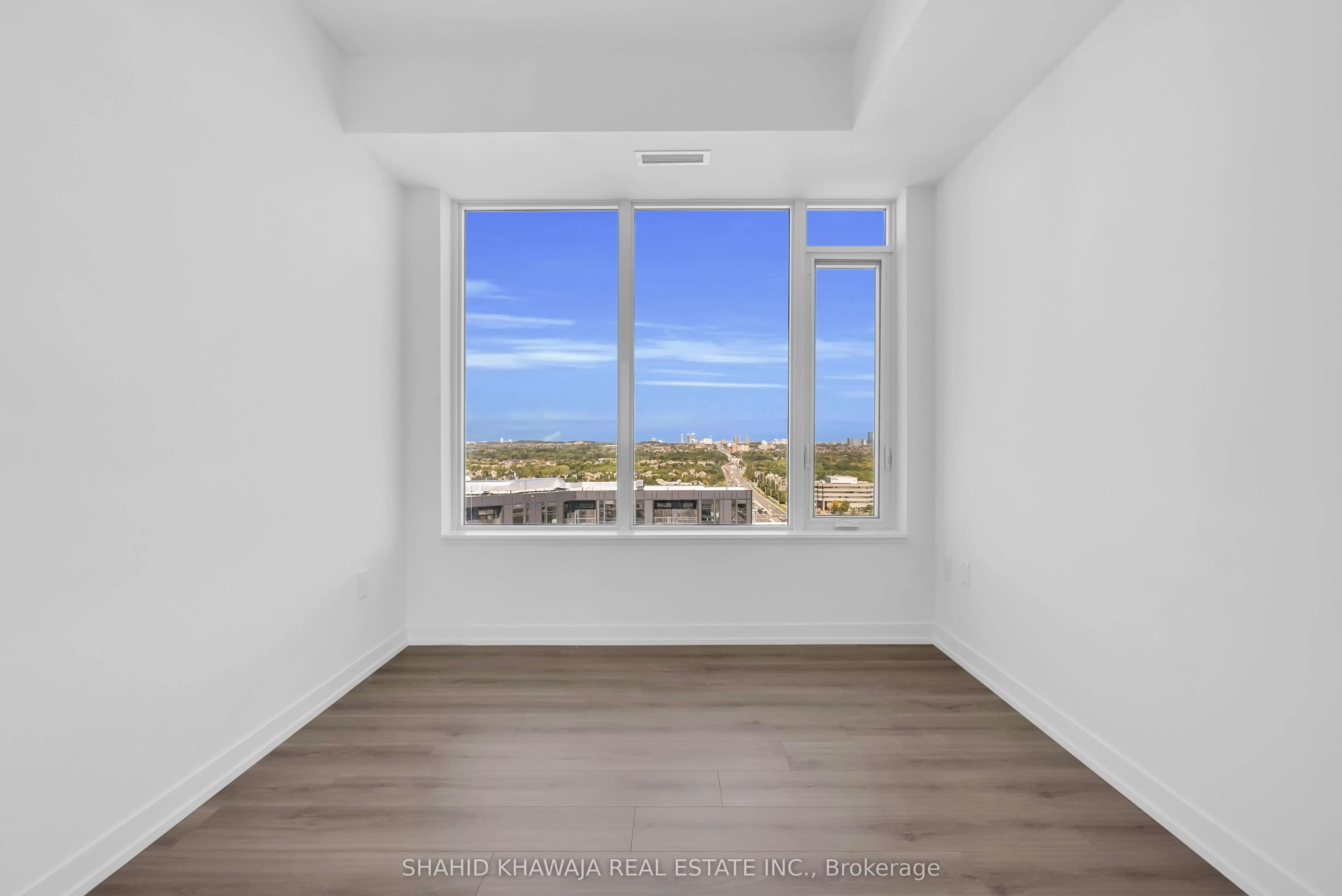 2485 Eglinton Ave Avenue W, #1415