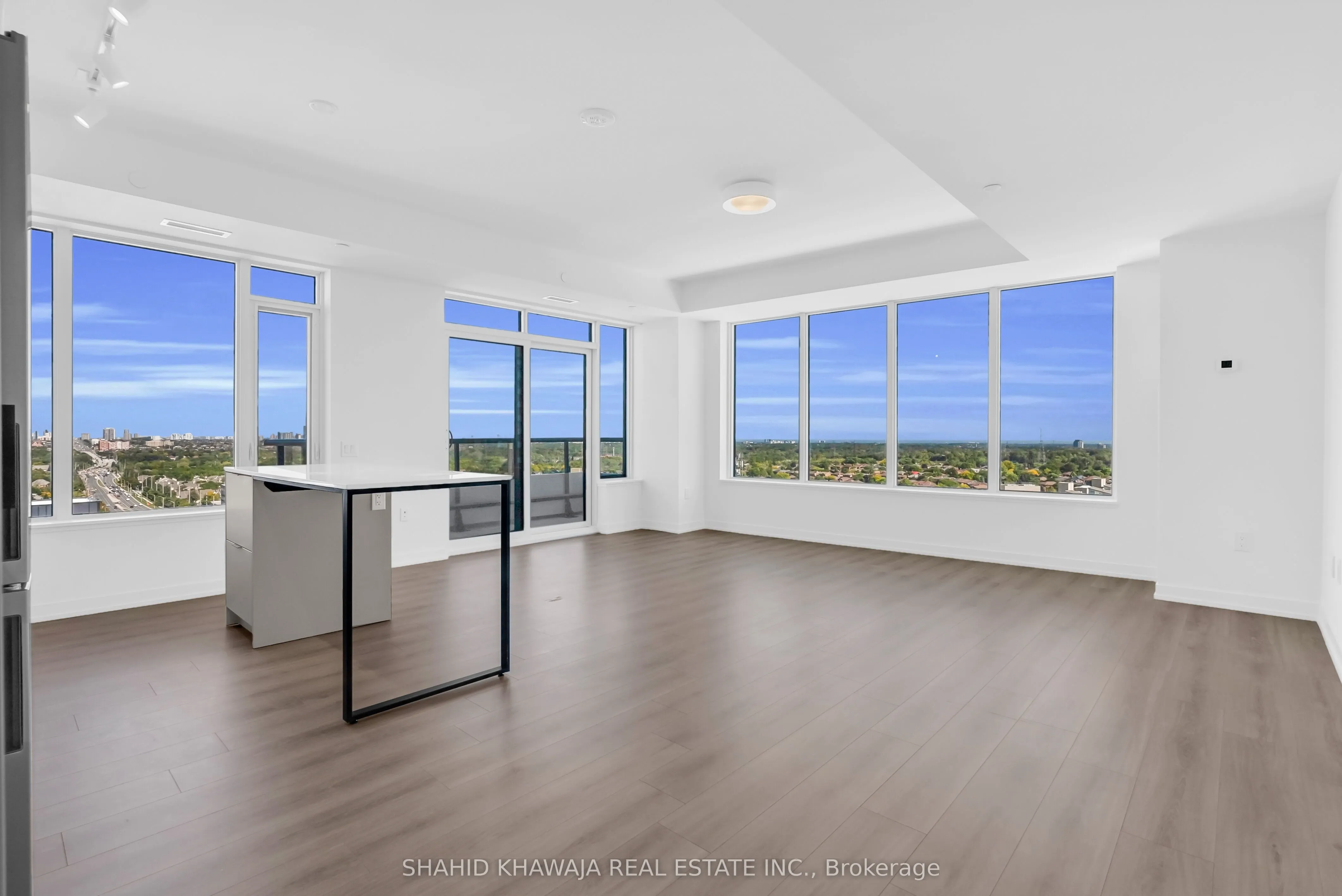 2485 Eglinton Ave Avenue W, #1415