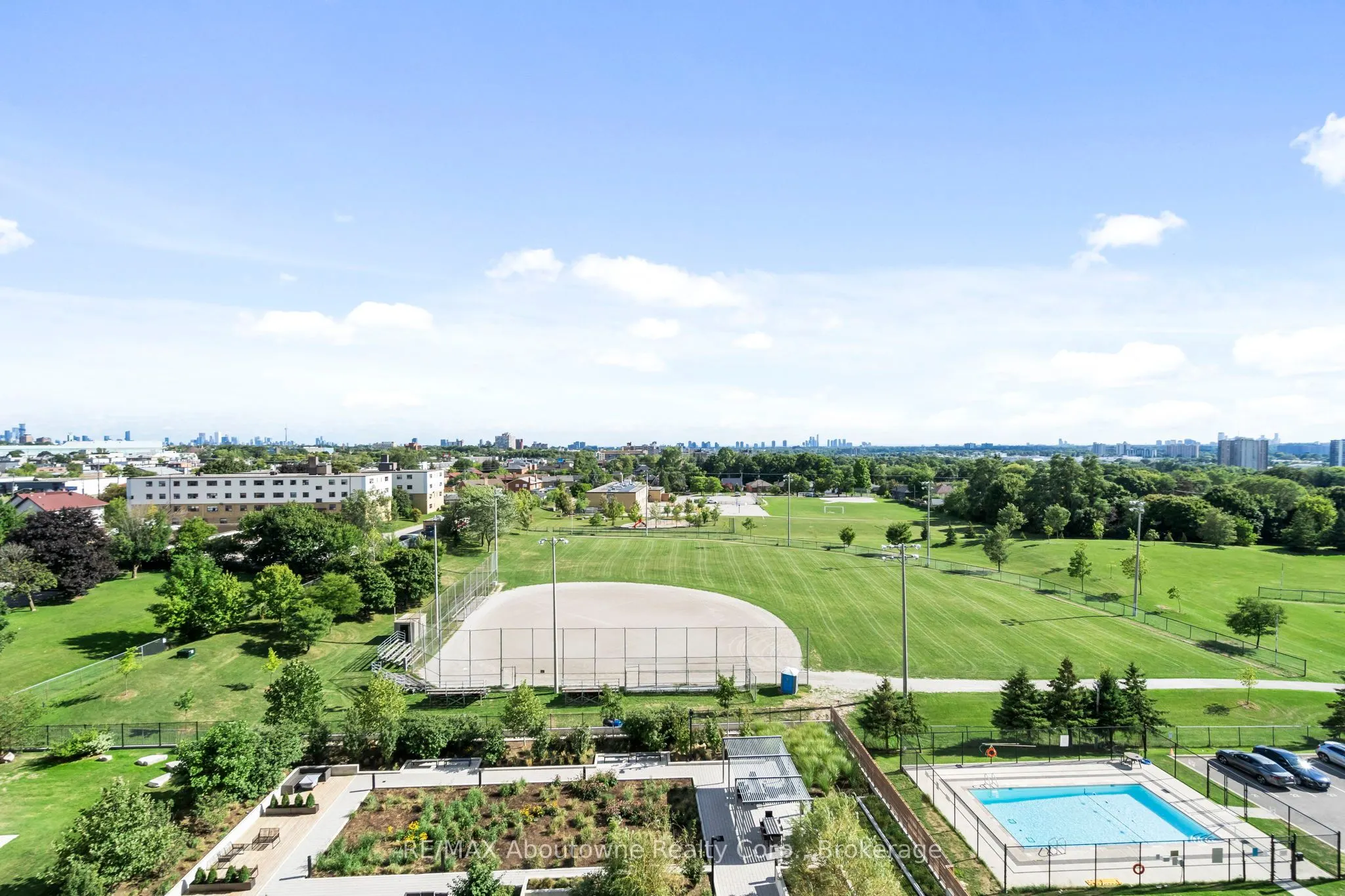 1461 Lawrence Avenue W, #809