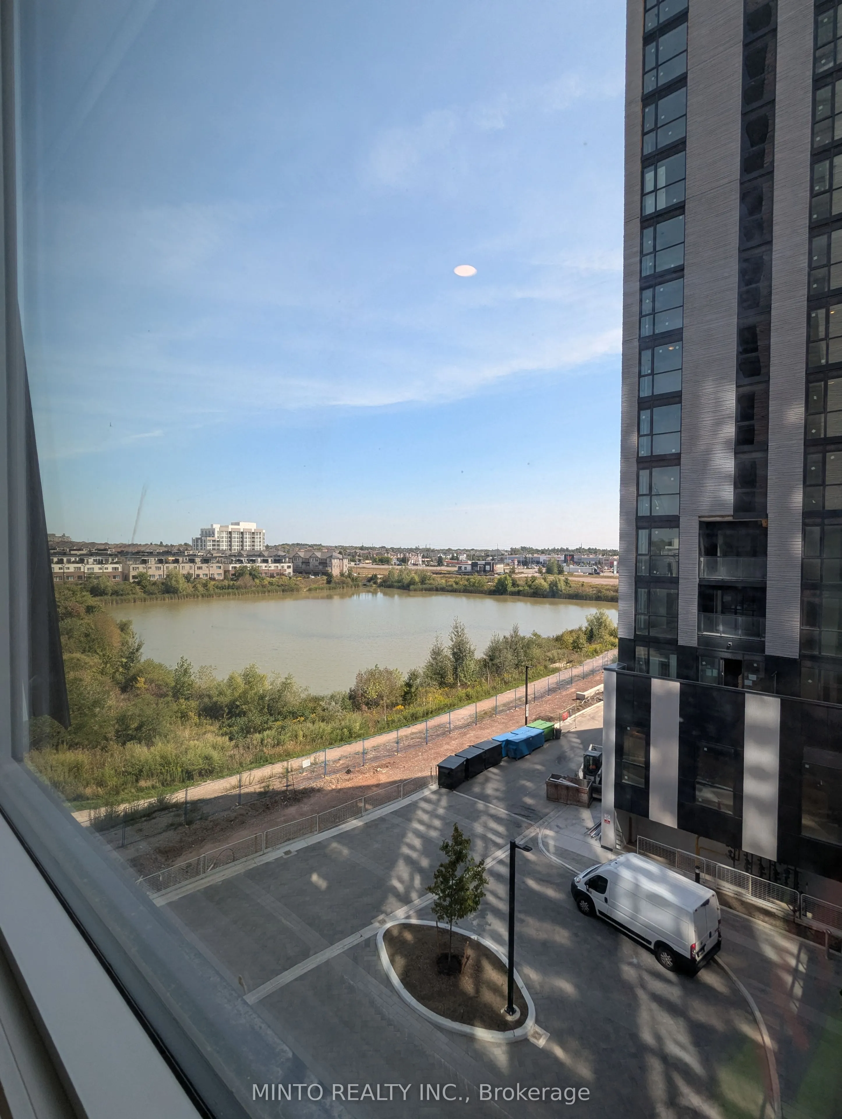 3079 Trafalgar Road, #511