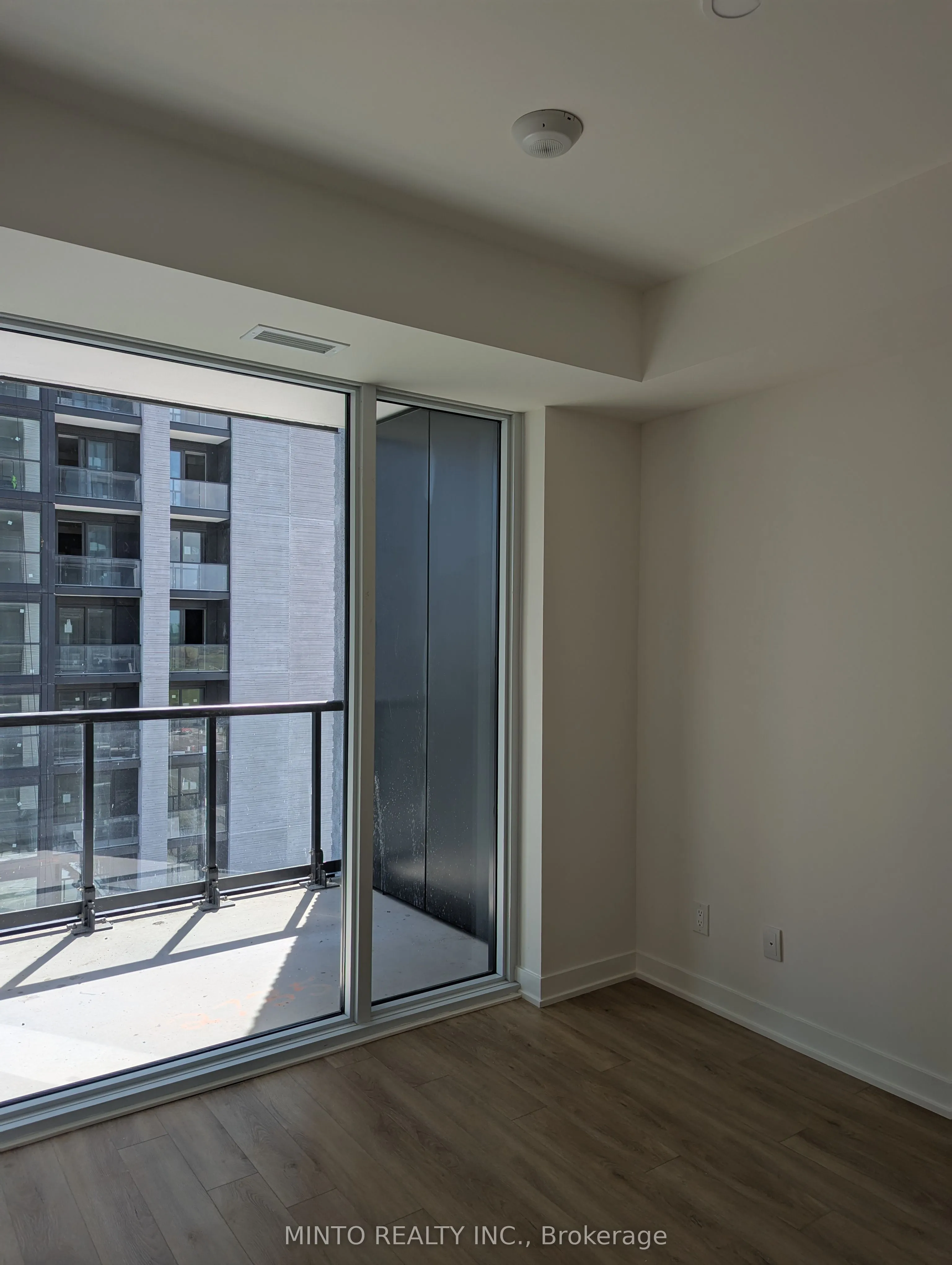 3079 Trafalgar Road, #709