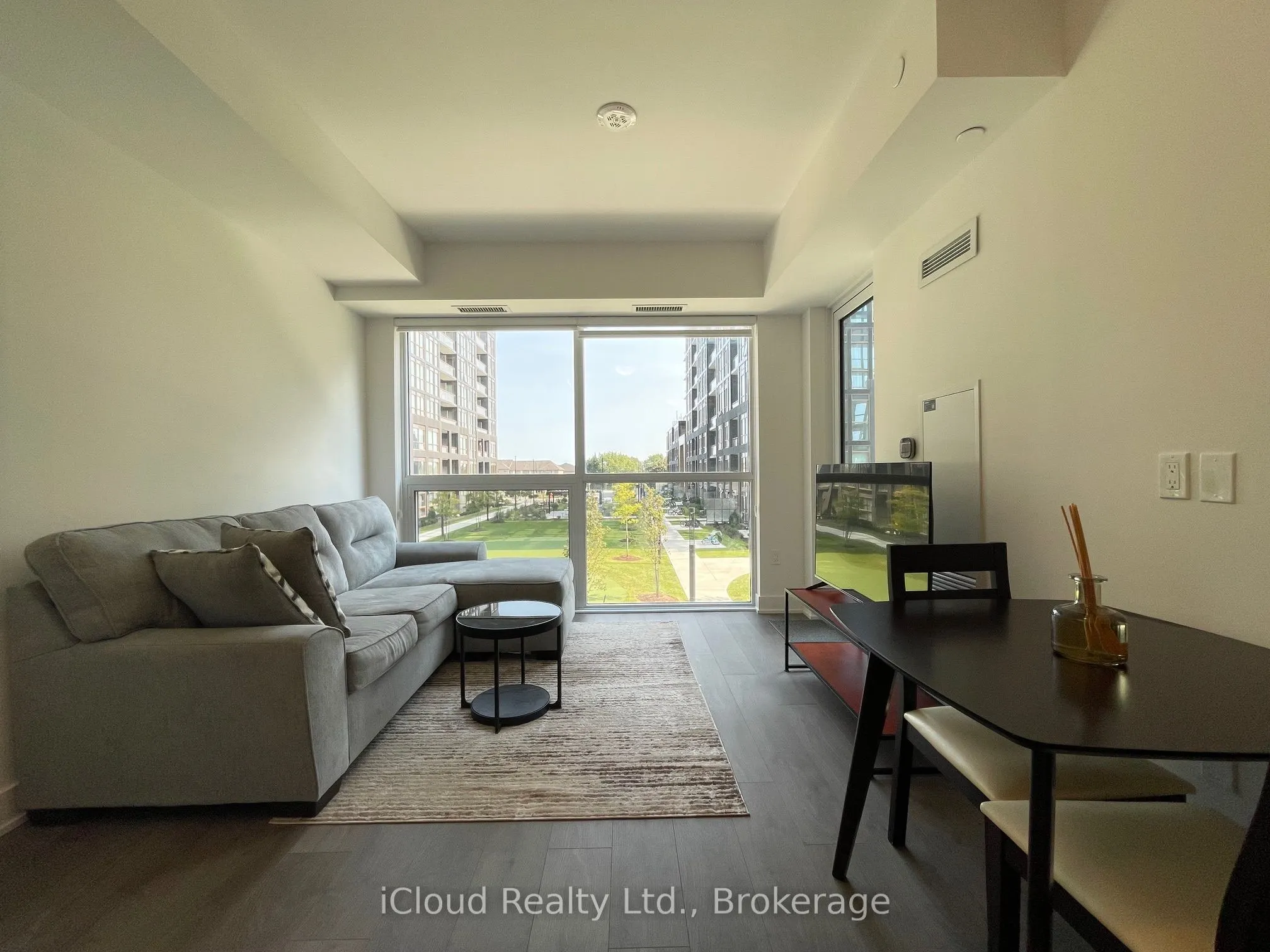2343 Khalsa Gate, #204
