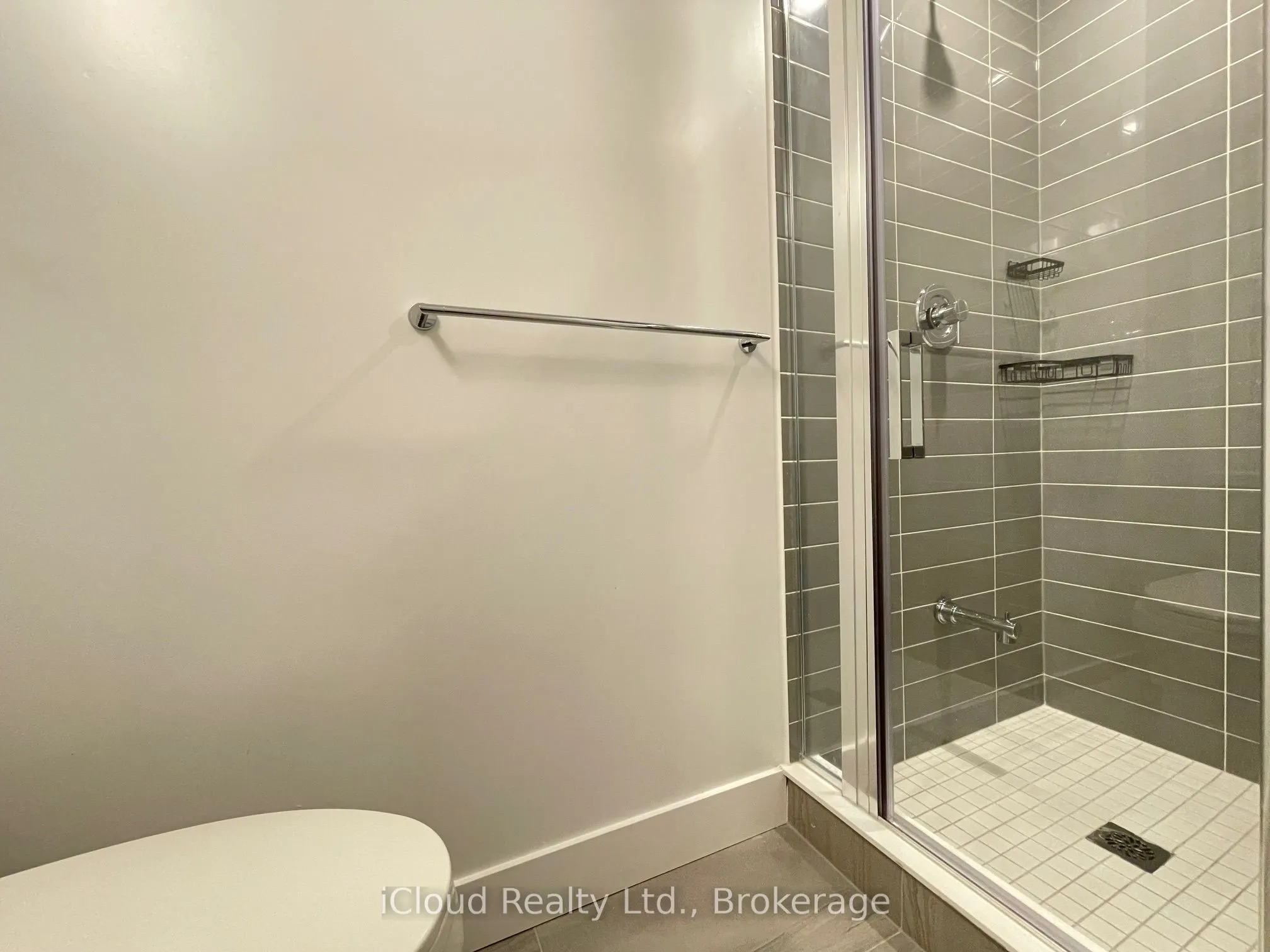 2343 Khalsa Gate, #204