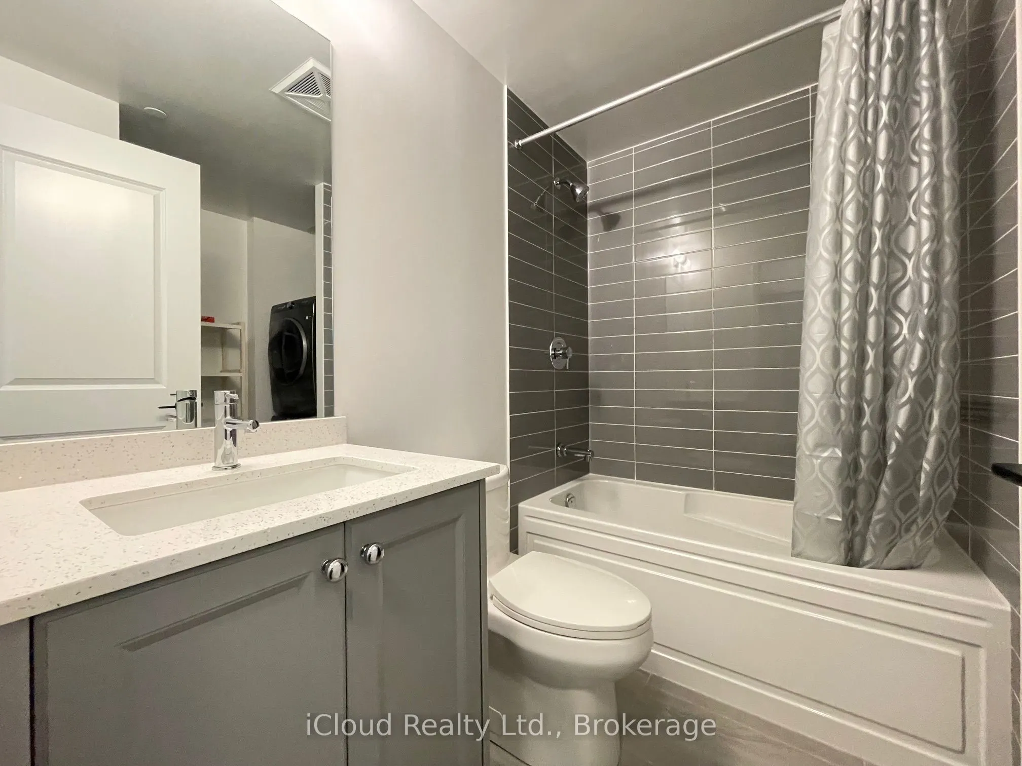 2343 Khalsa Gate, #204