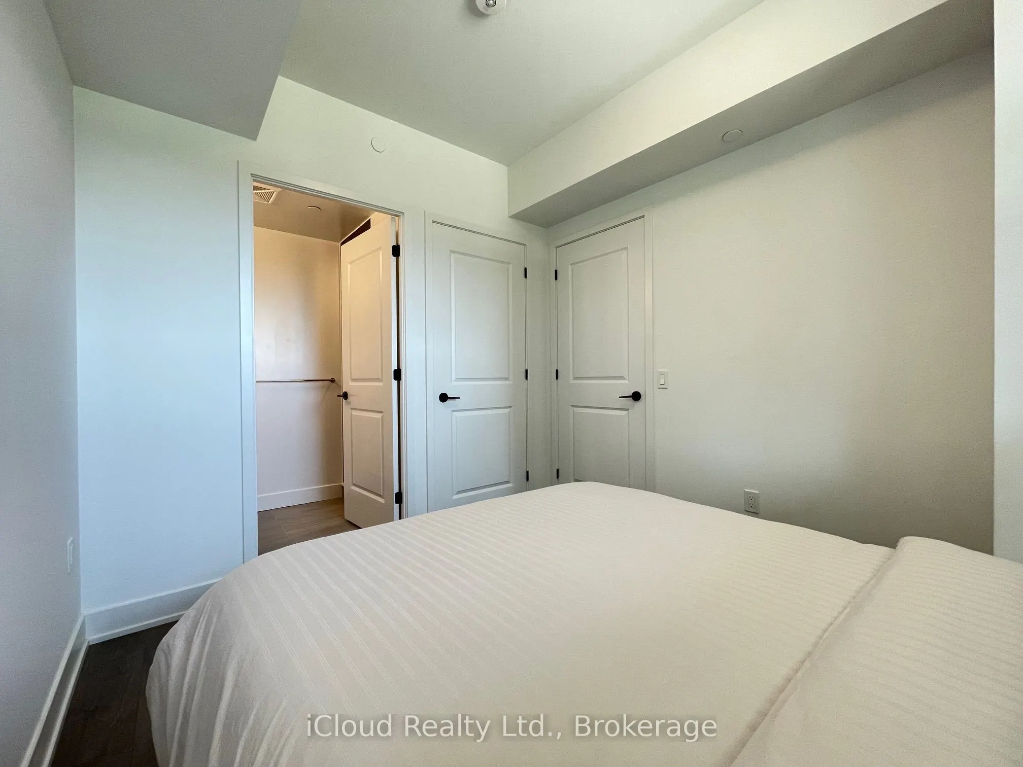 2343 Khalsa Gate, #204
