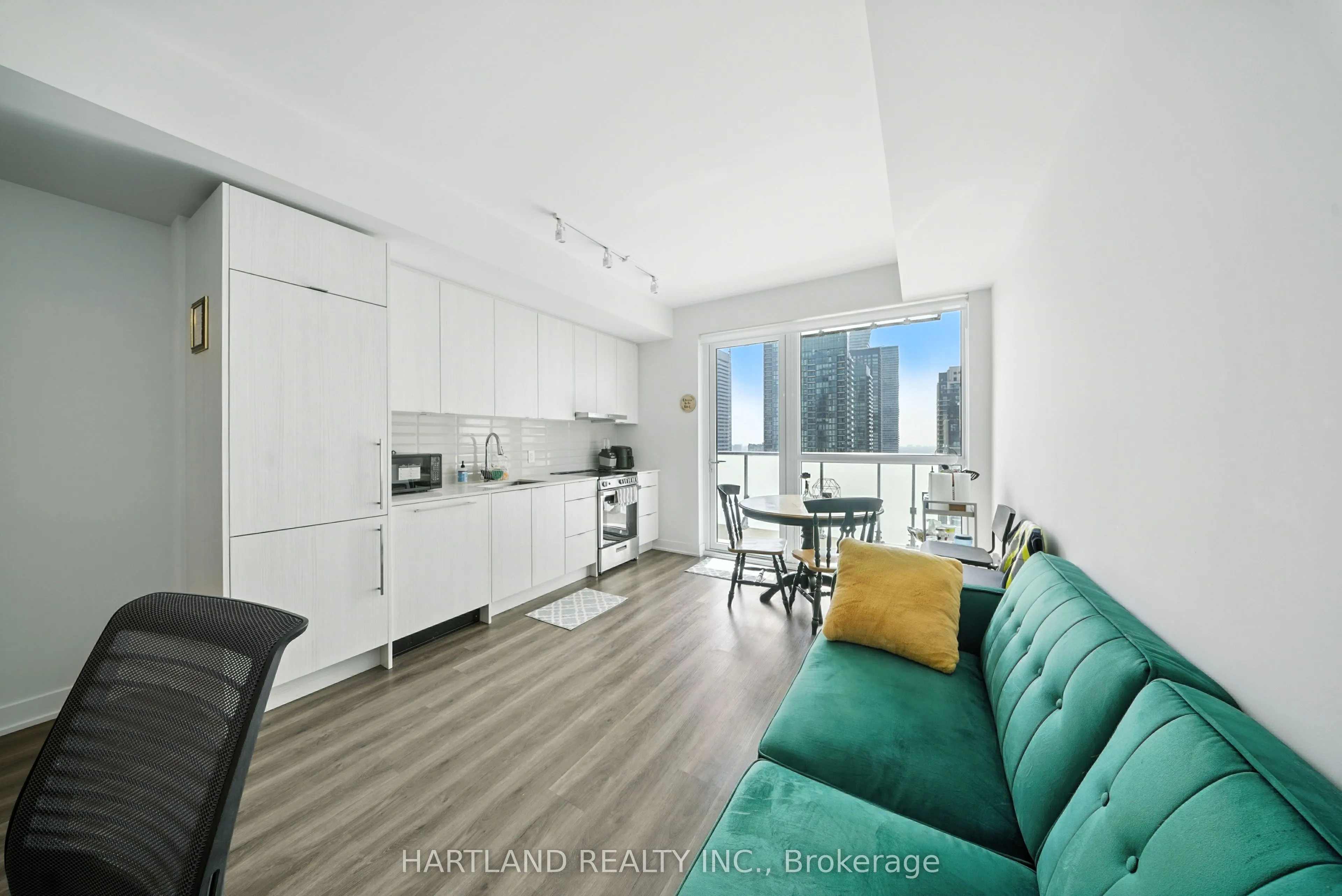 4130 PARKSIDE VILLAGE Drive, #2109