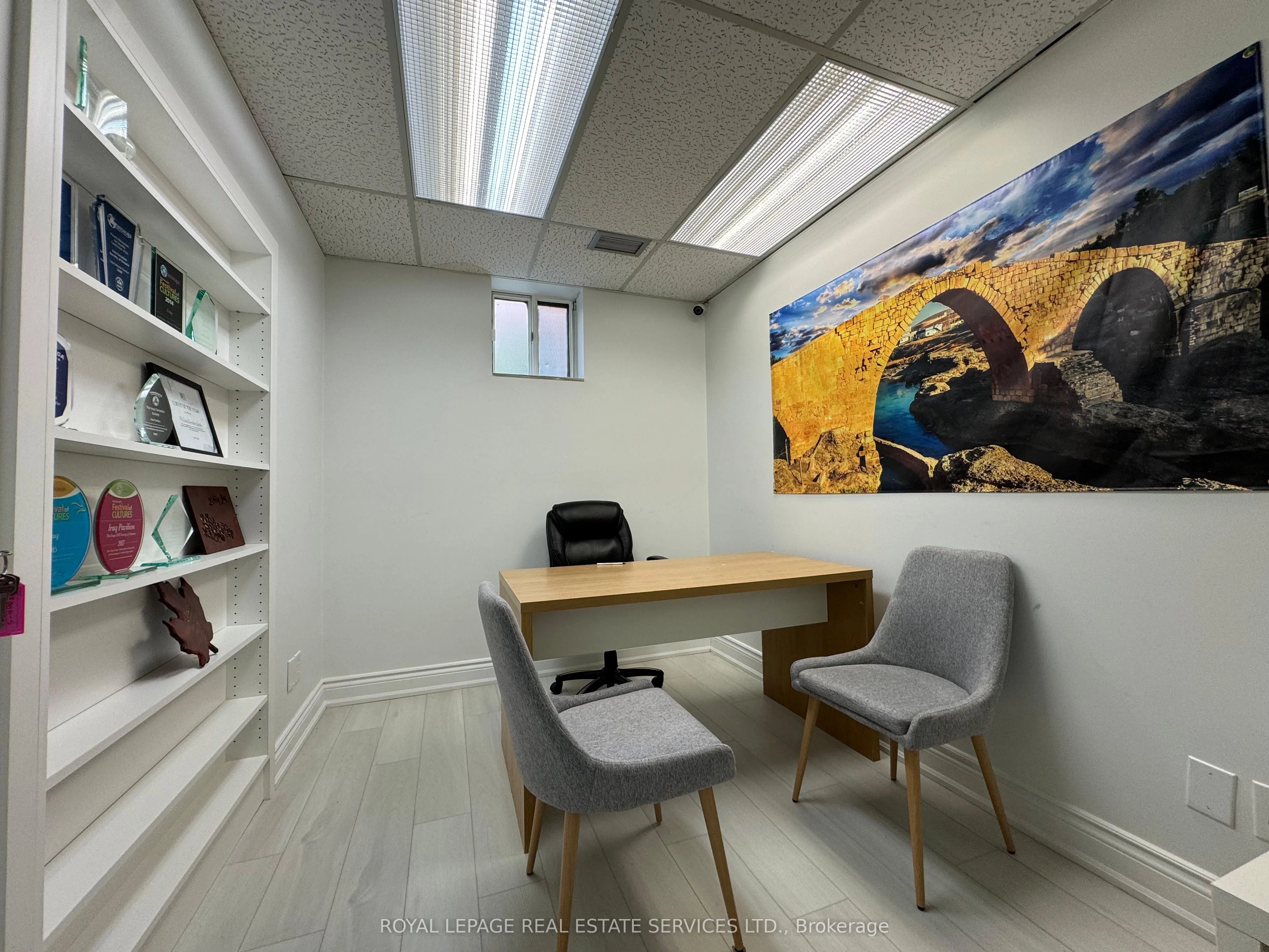 3173 Erindale Station Road, #1 (Lower Rooms)