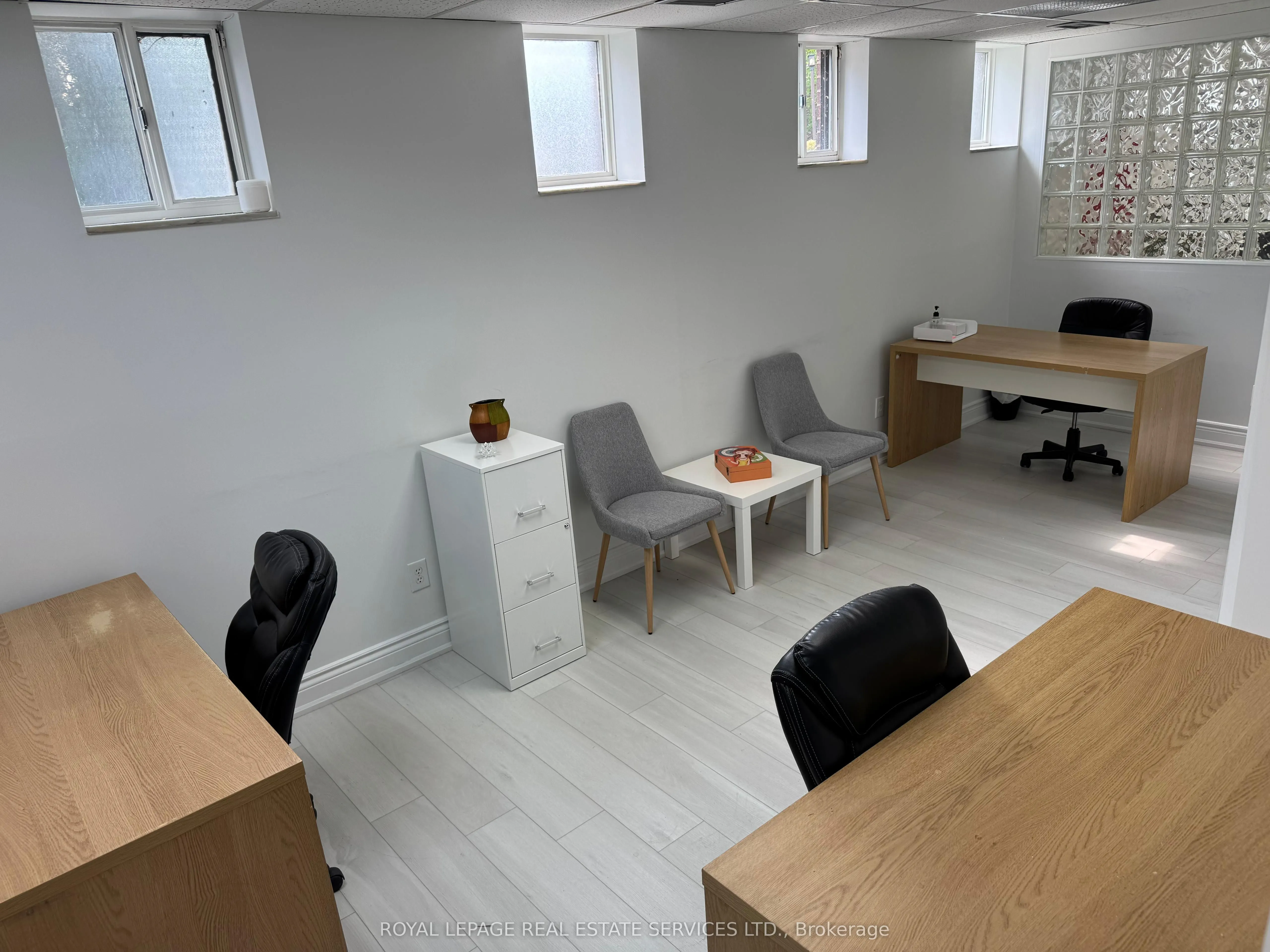 3173 Erindale Station Road, #1 (Lower Rooms)