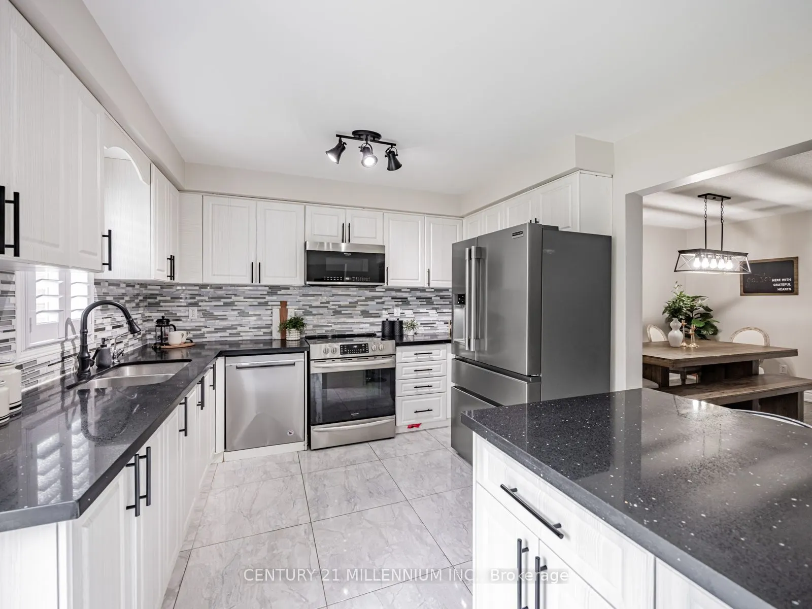 325 Marshall Crescent