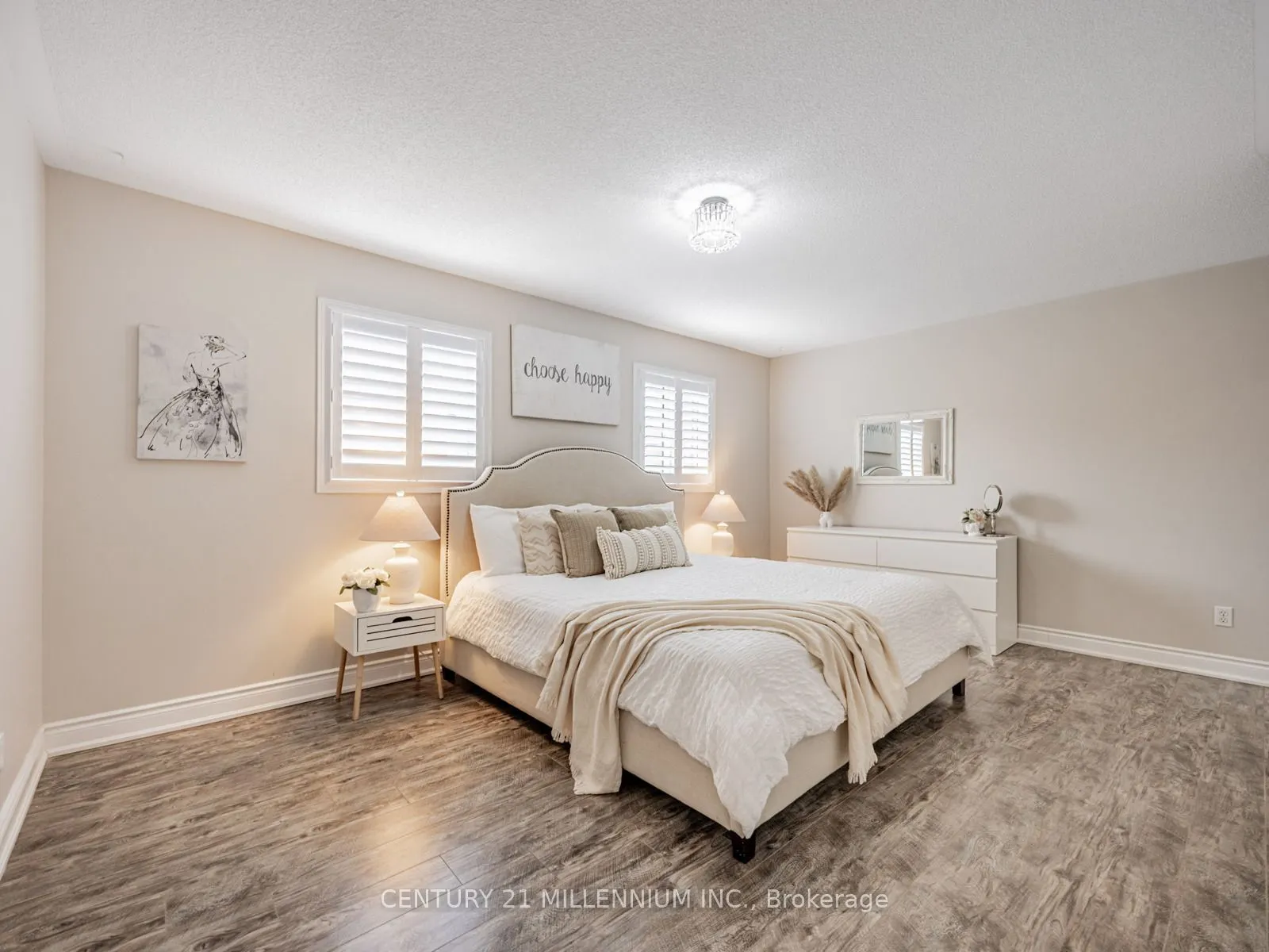 325 Marshall Crescent