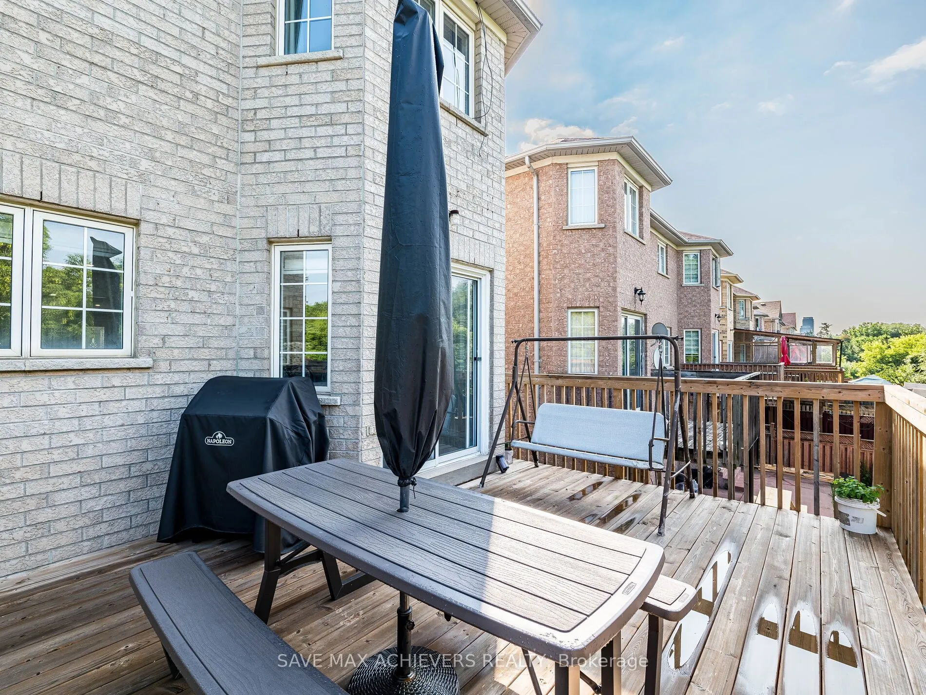 65 Eastview Gate