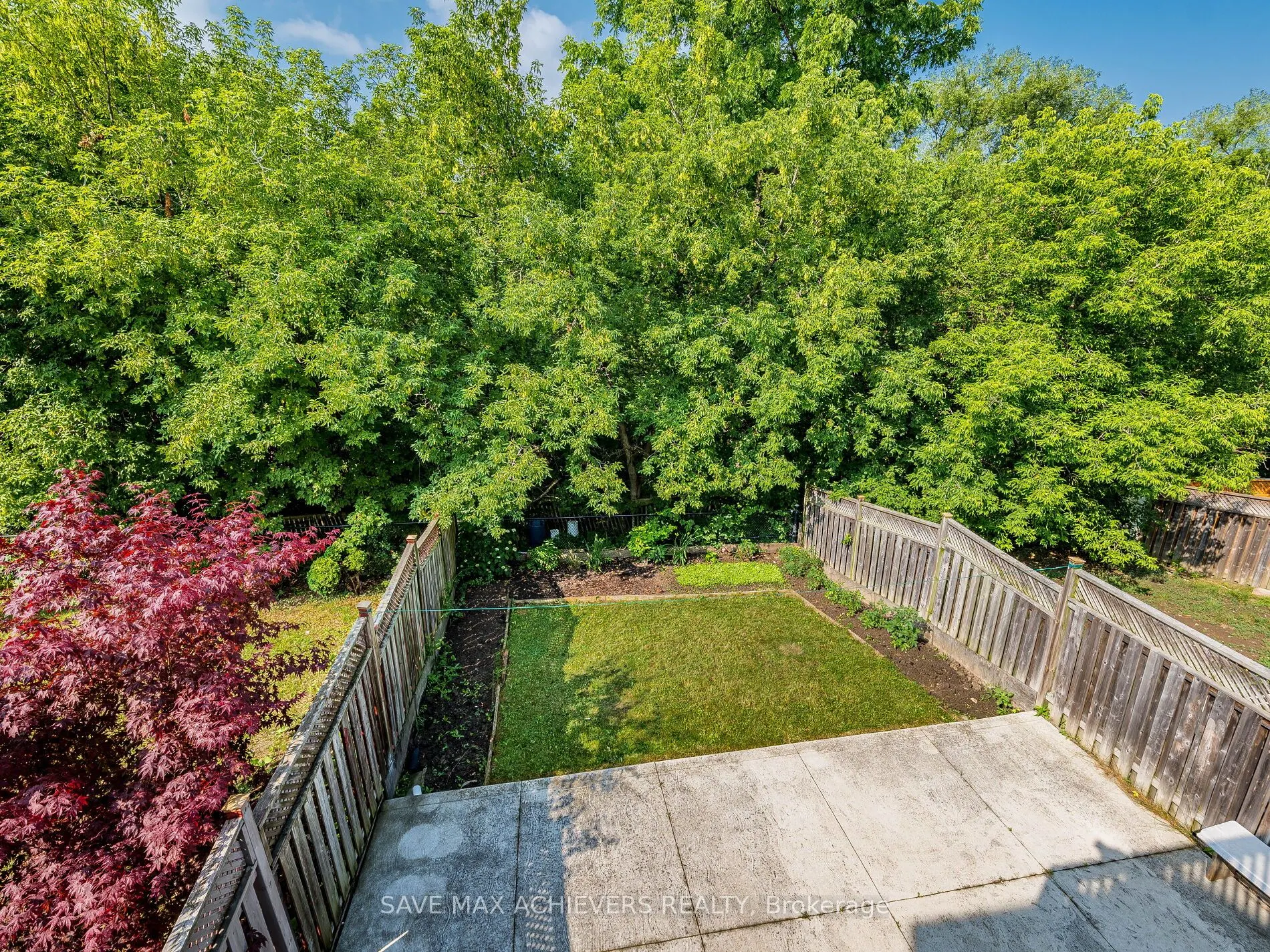 65 Eastview Gate