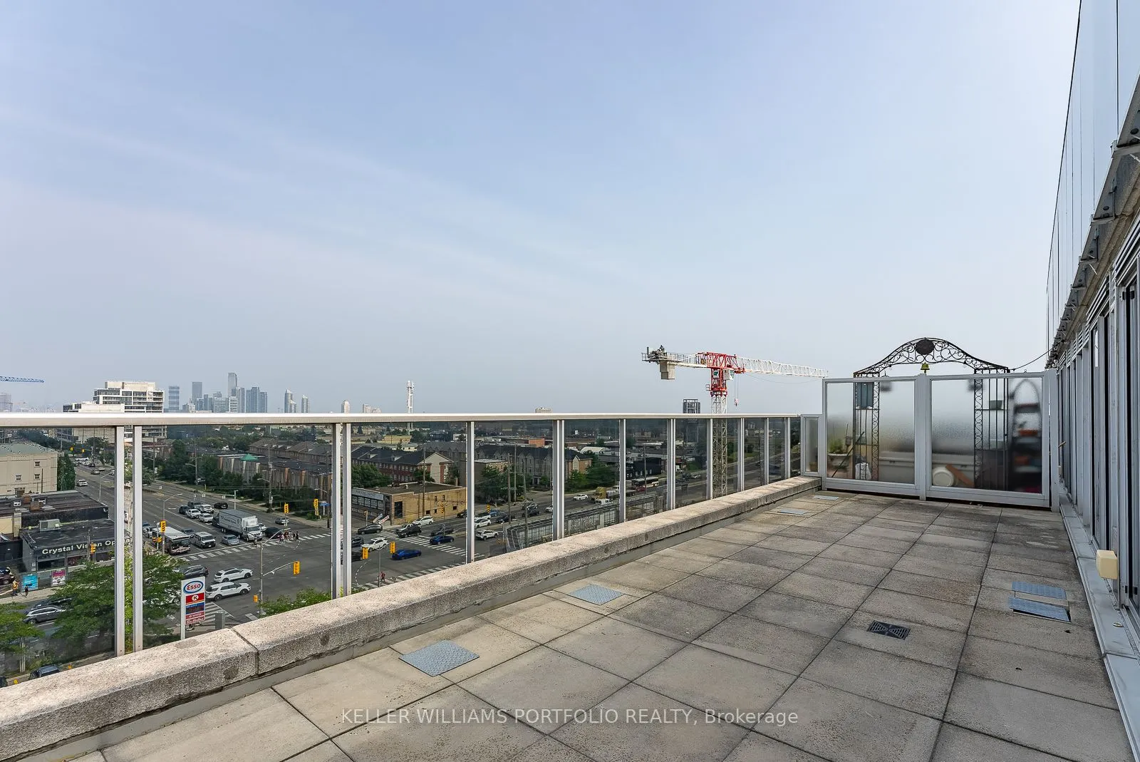 1040 The Queensway Avenue W, #809