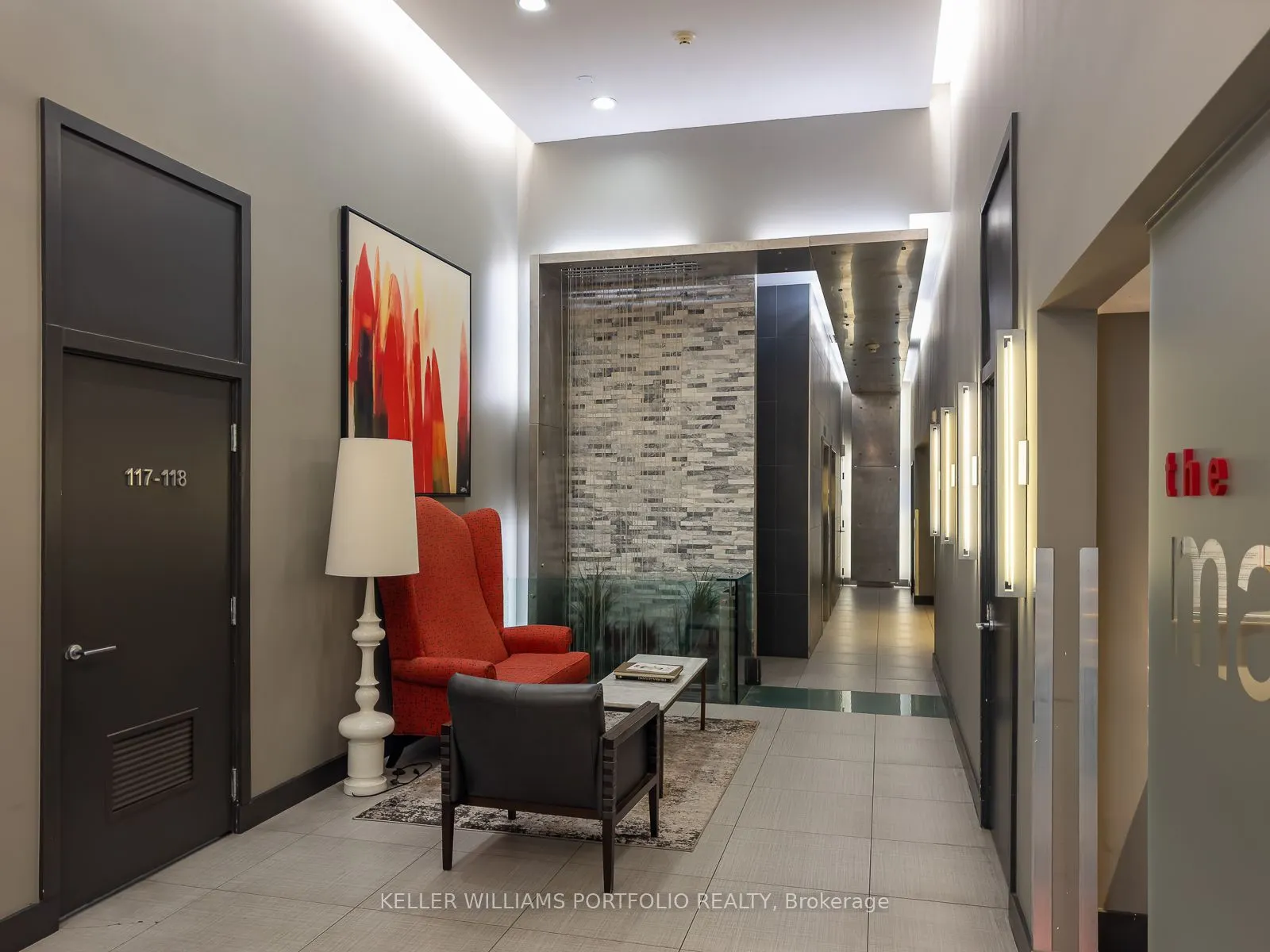 1040 The Queensway Avenue W, #809