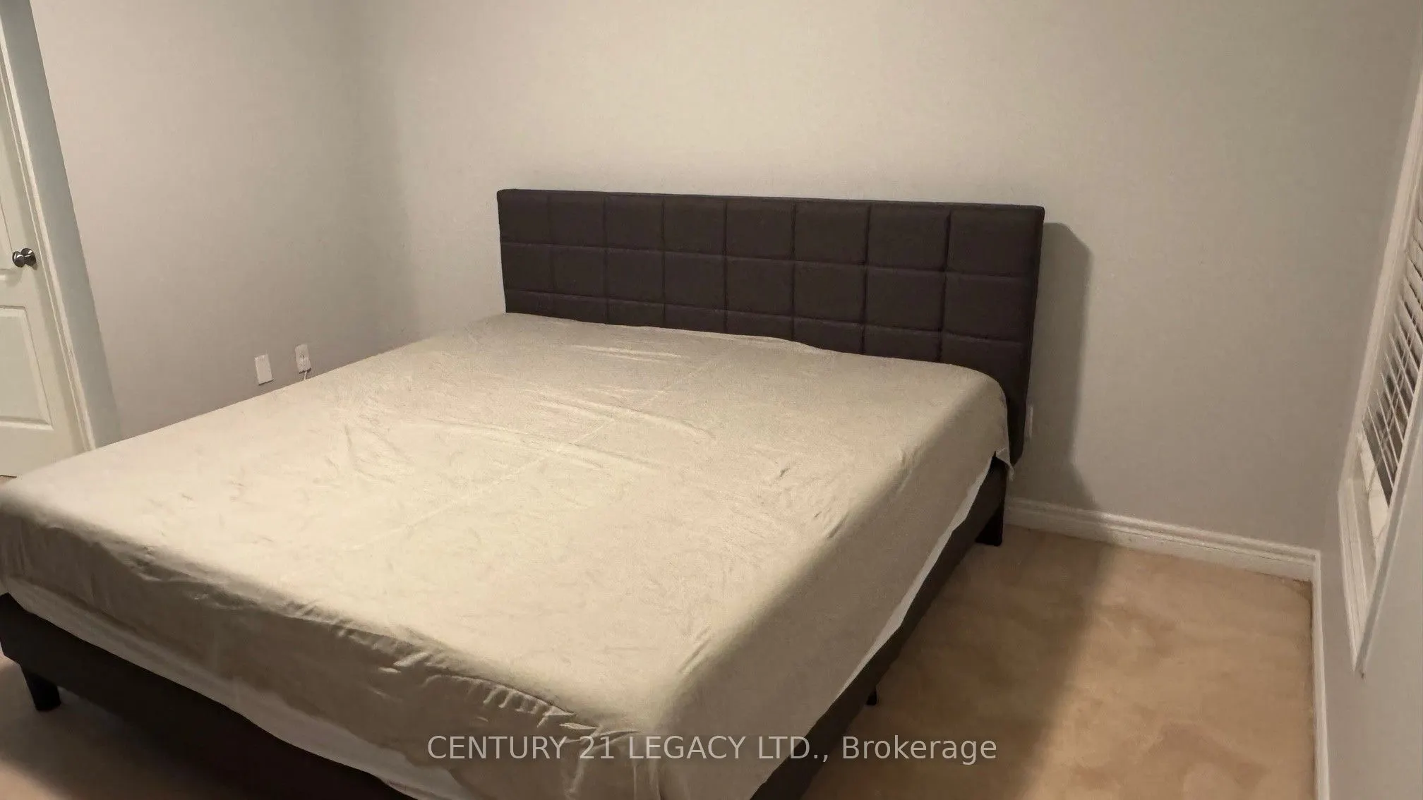 674 Coach Drive SE